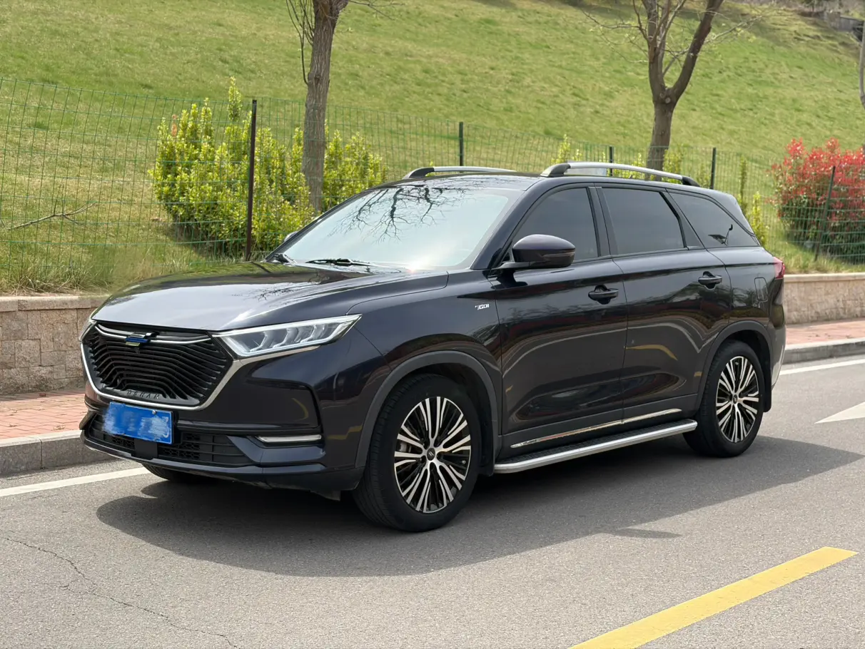 Oshan Changan Auchan X7