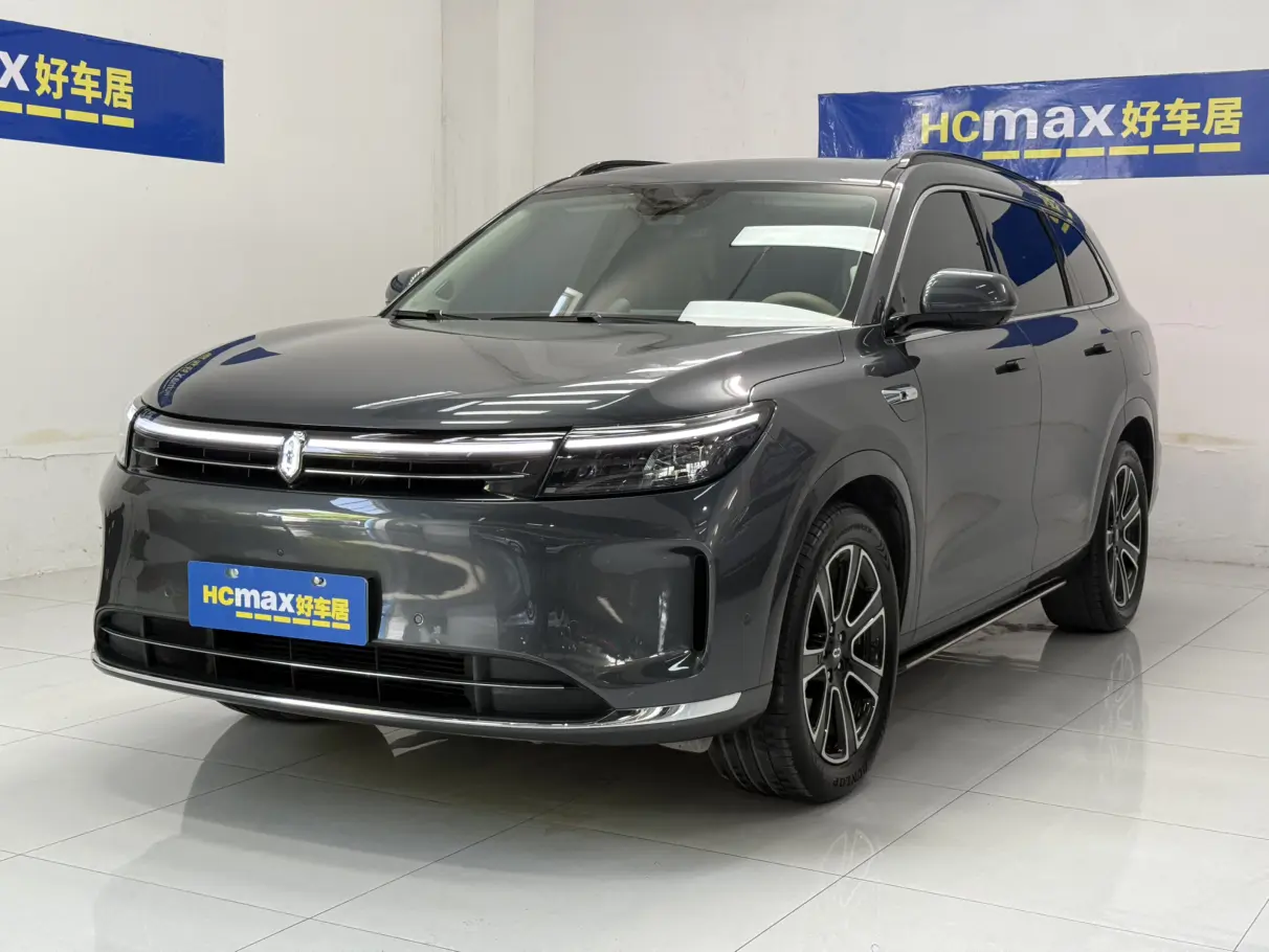 AITO M7