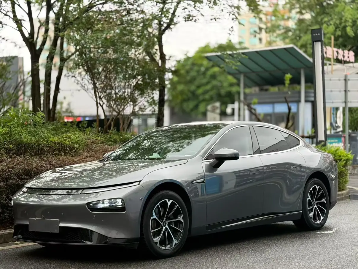Xpeng P7