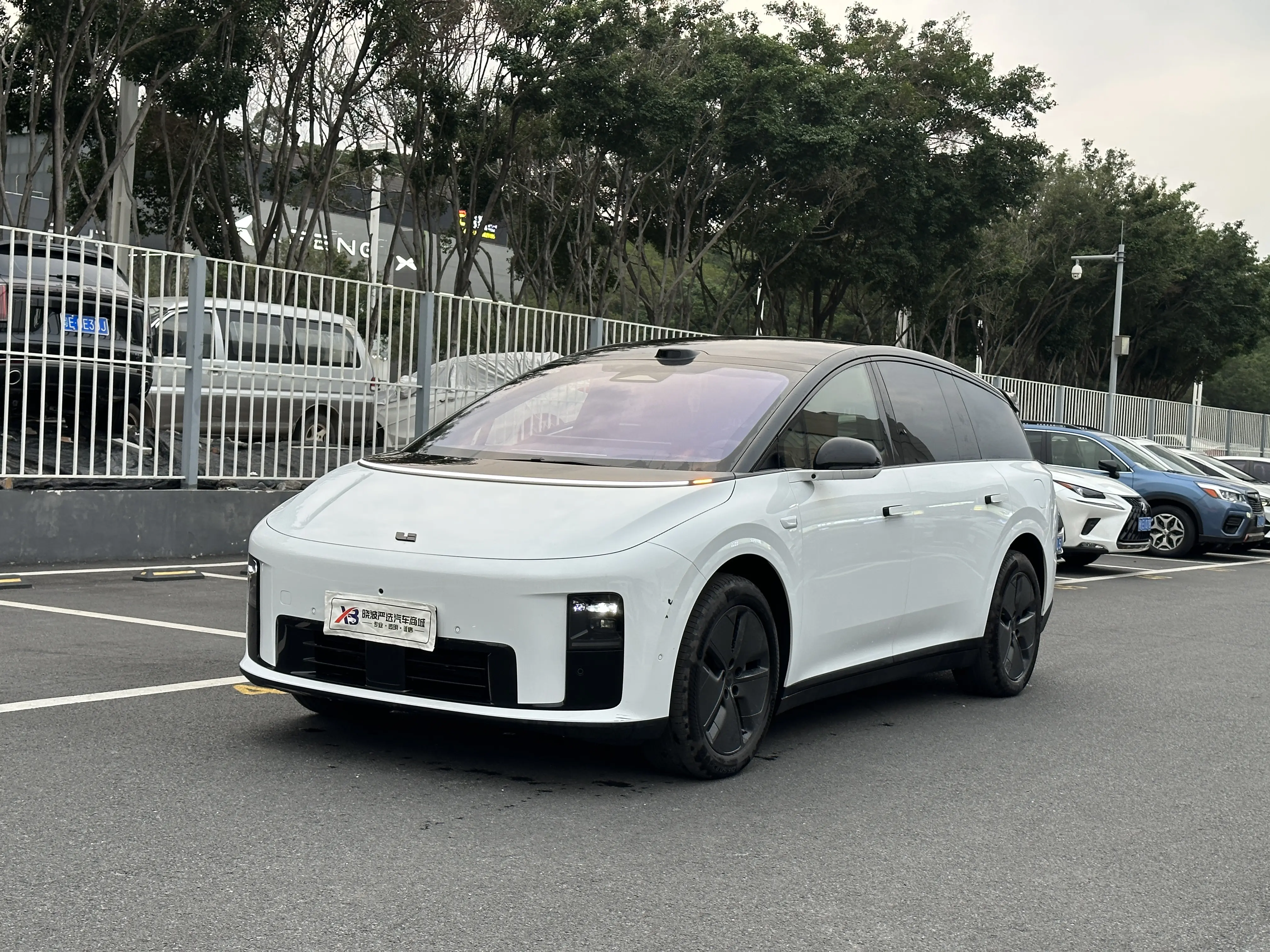 Li Ideal i8