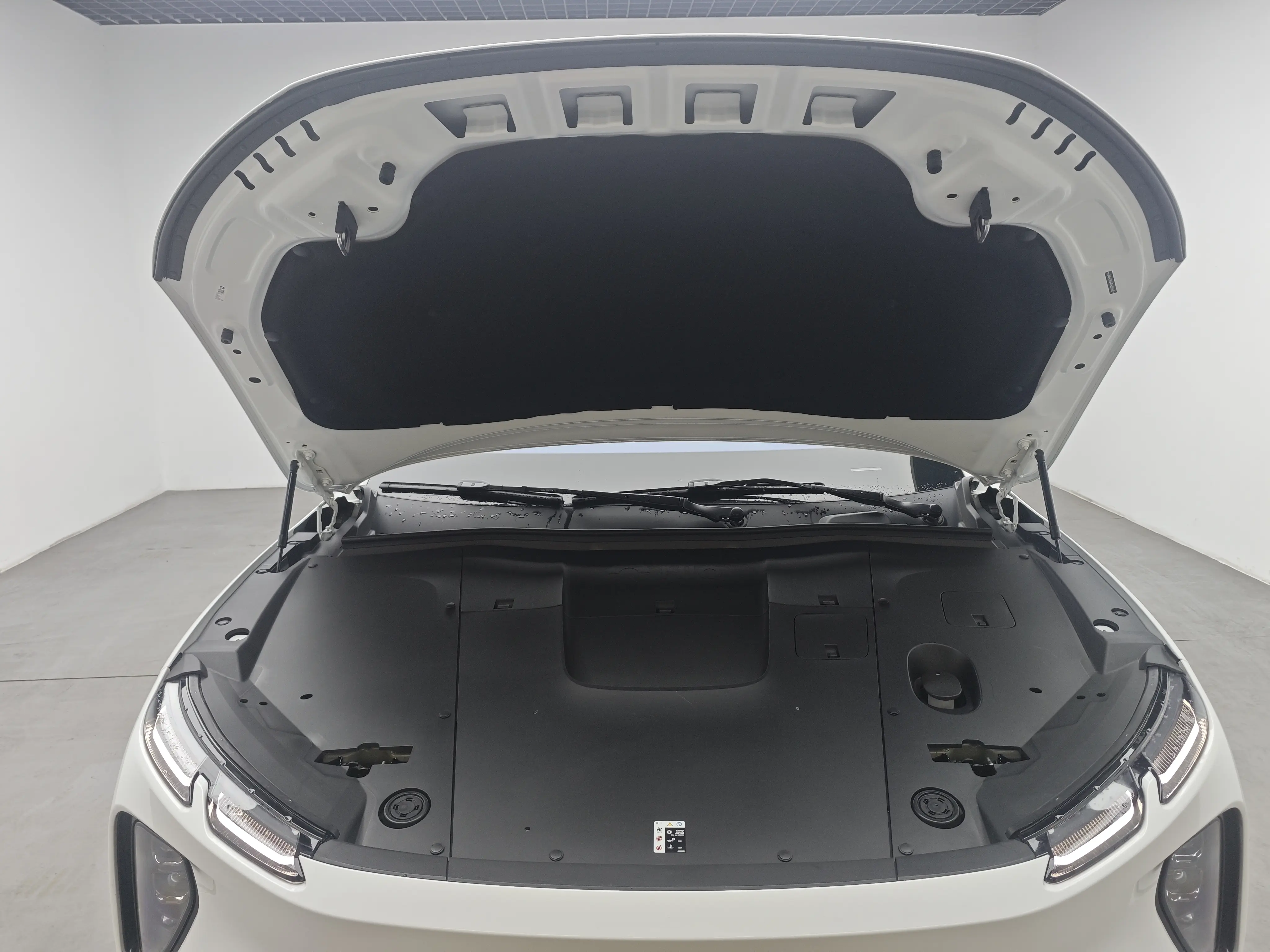 NIO EC6