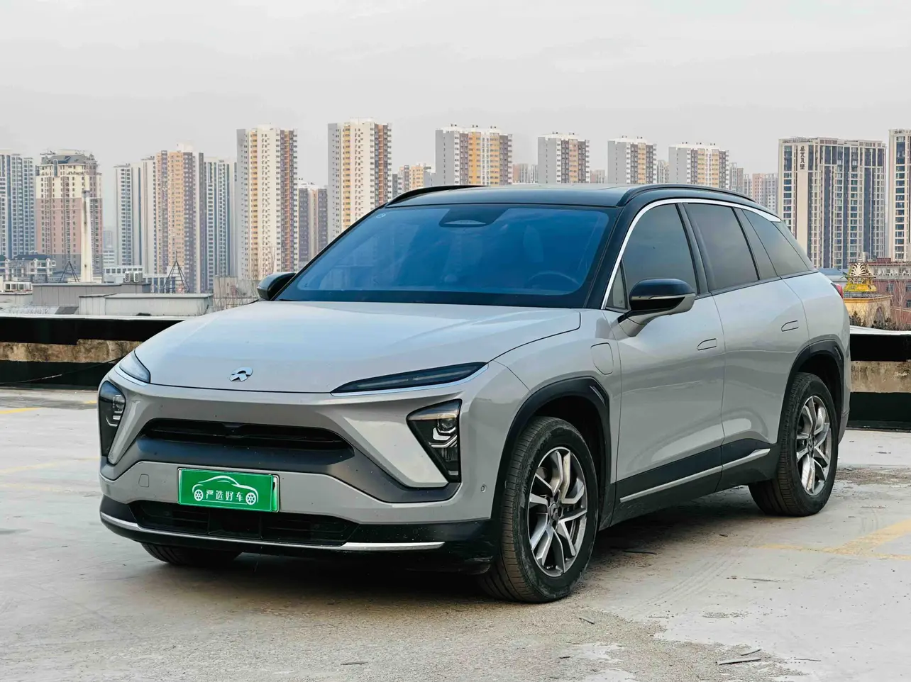 NIO ES6