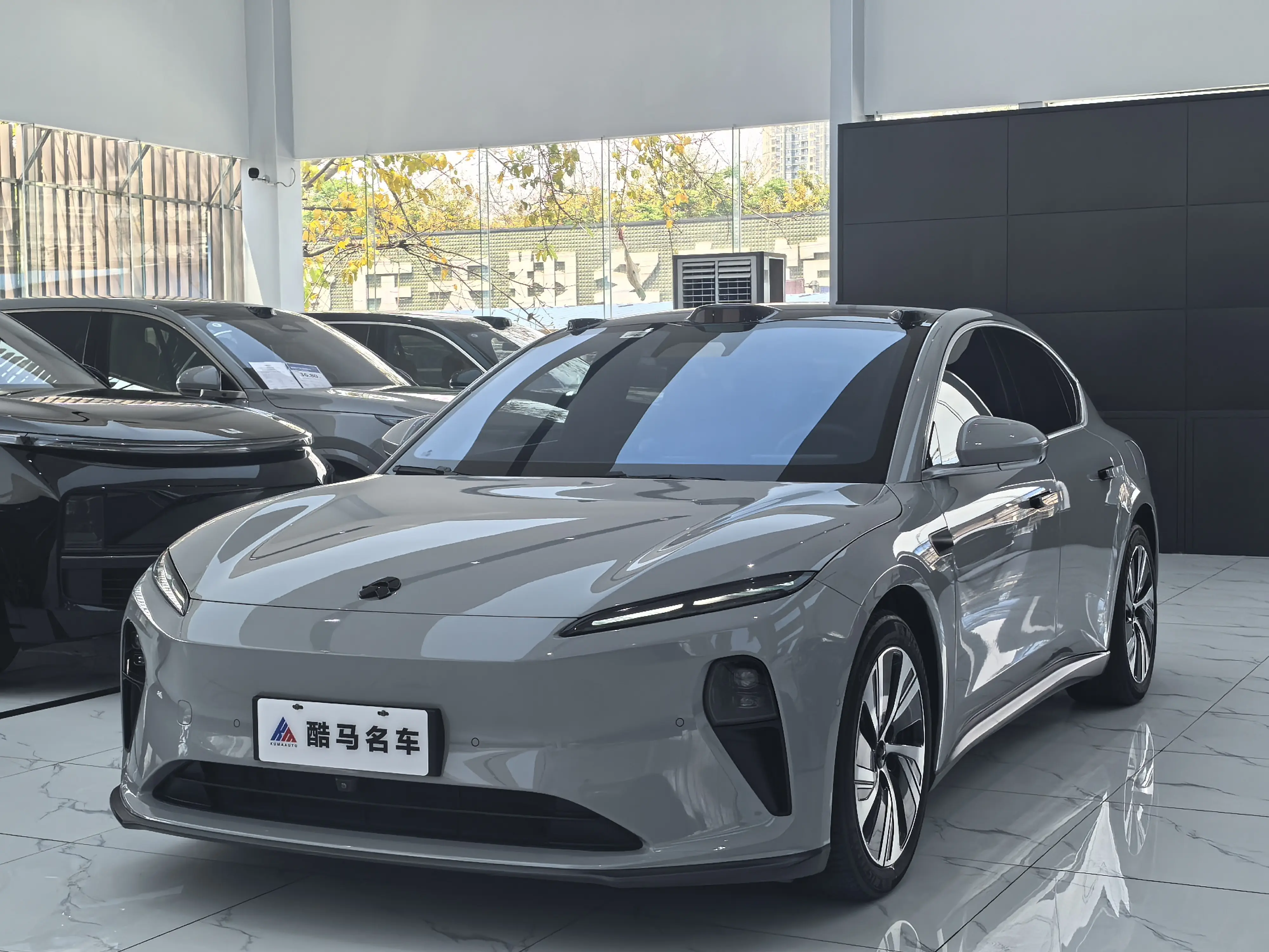 NIO ET5