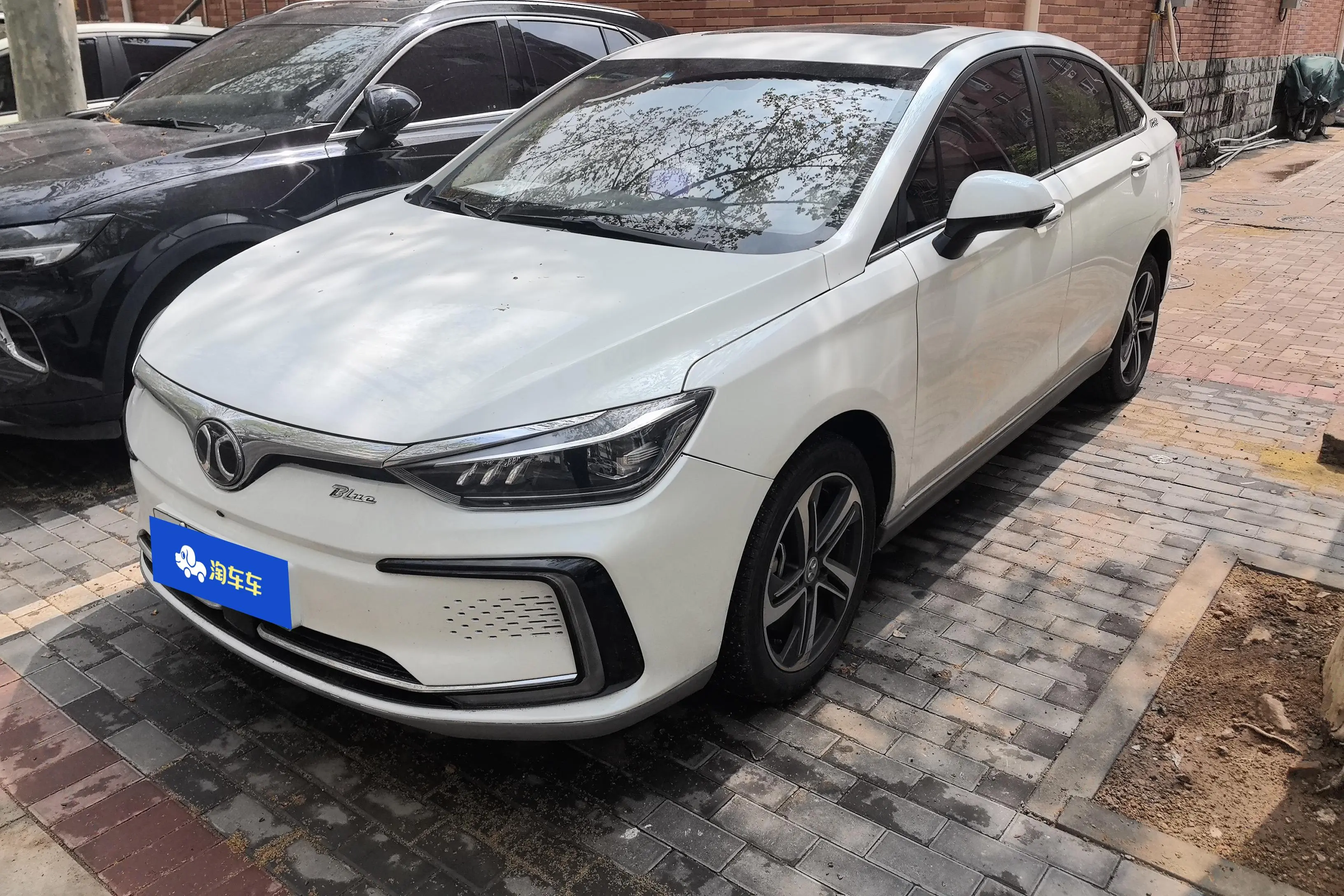 BAIC Beijing EU5