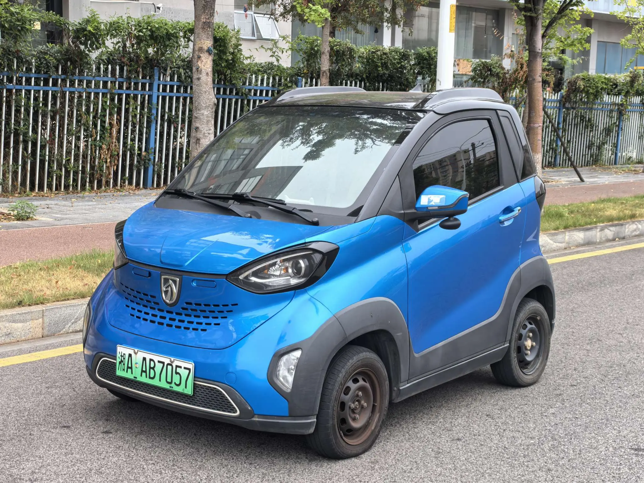 Baojun E100