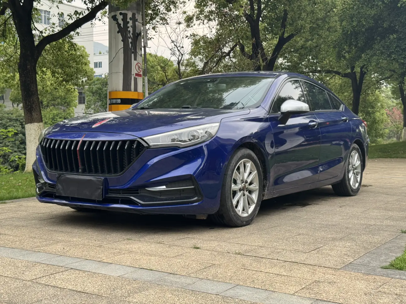 Hongqi H5 classic