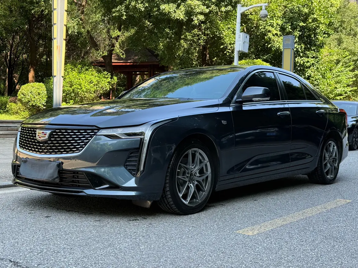 Cadillac CT4