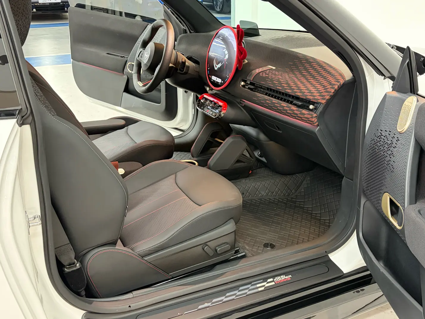 MINI Electric  JCW