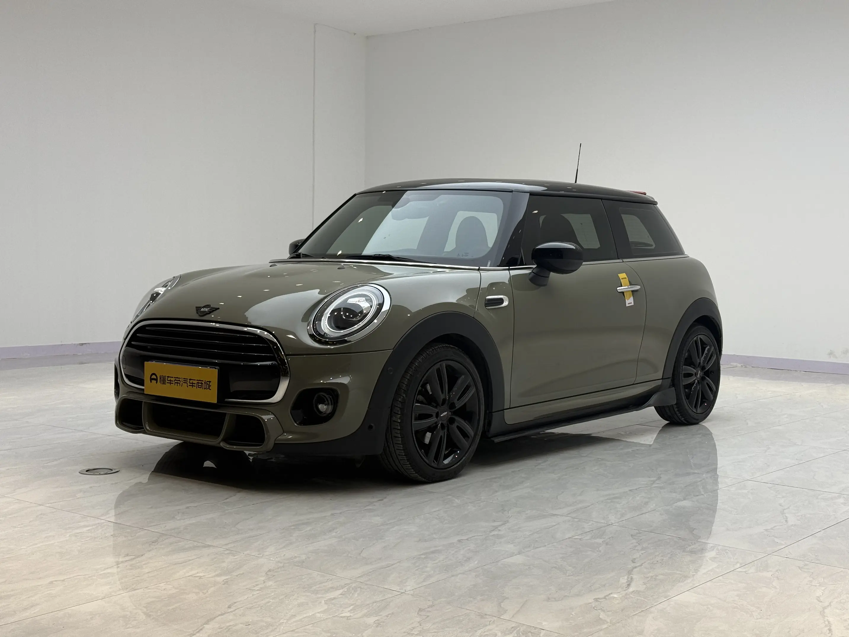MINI MINI