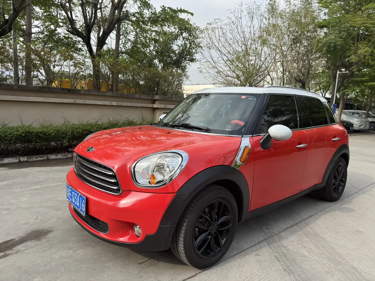 MINI MINI