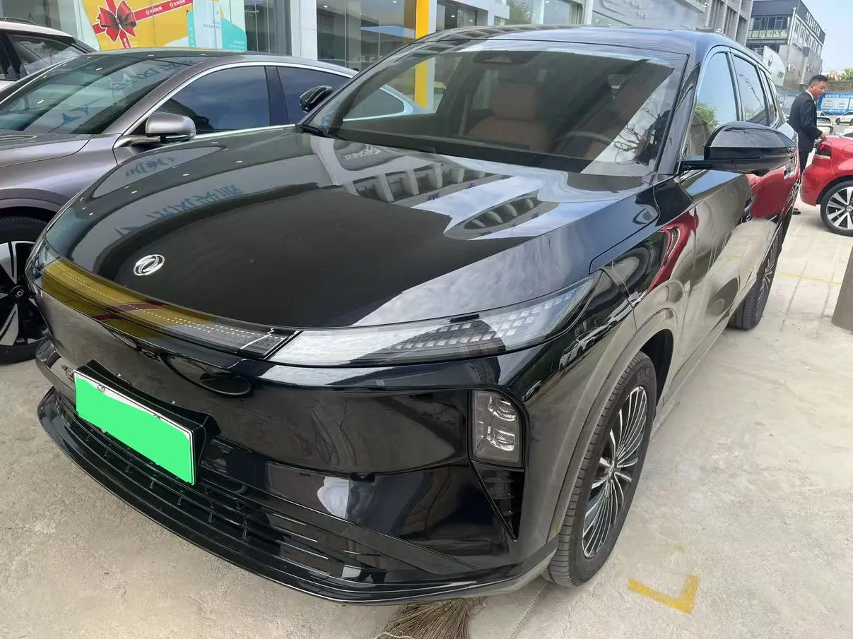 Dongfeng Fengshen L8 PHEV