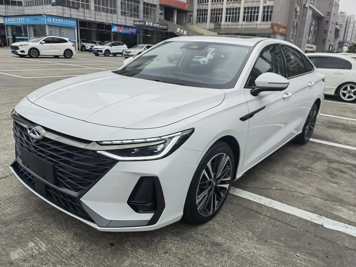 Chery Arrizo 8