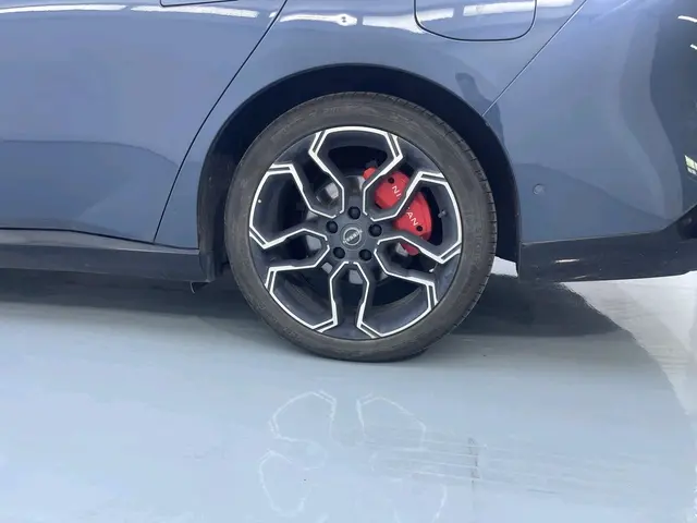 Nissan N7