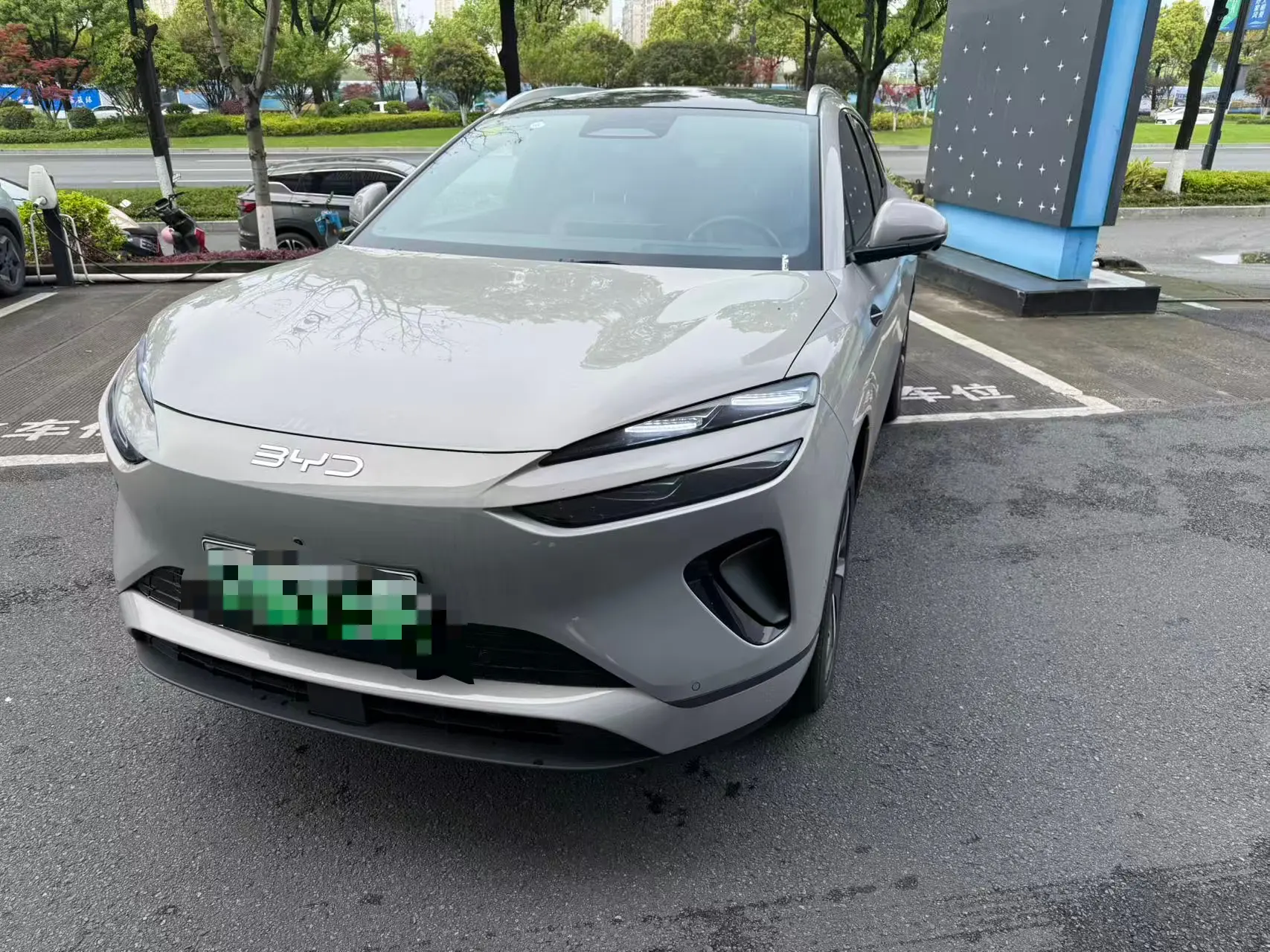 BYD Sea Lion 06EV