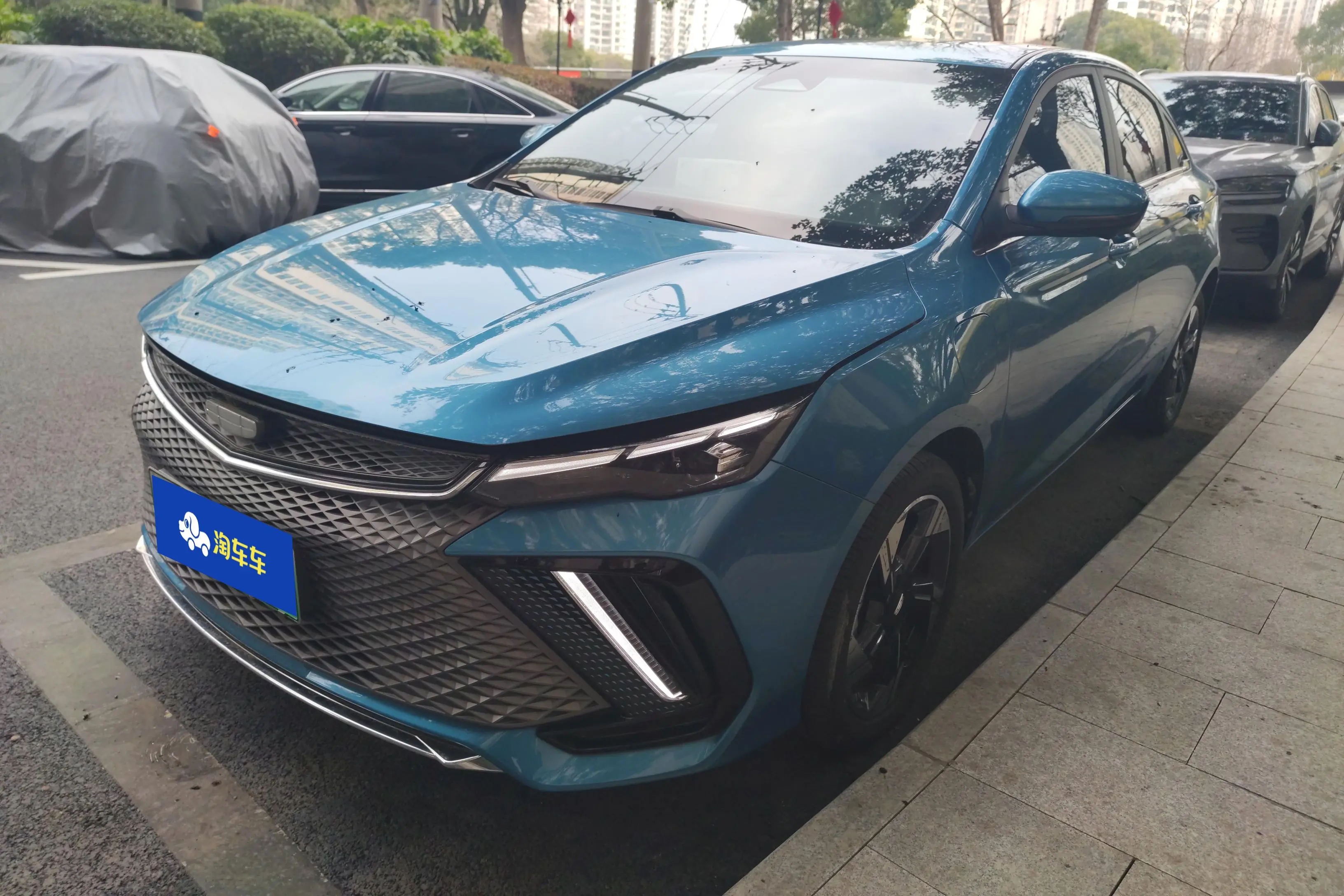 Geely Emgrand L HiP