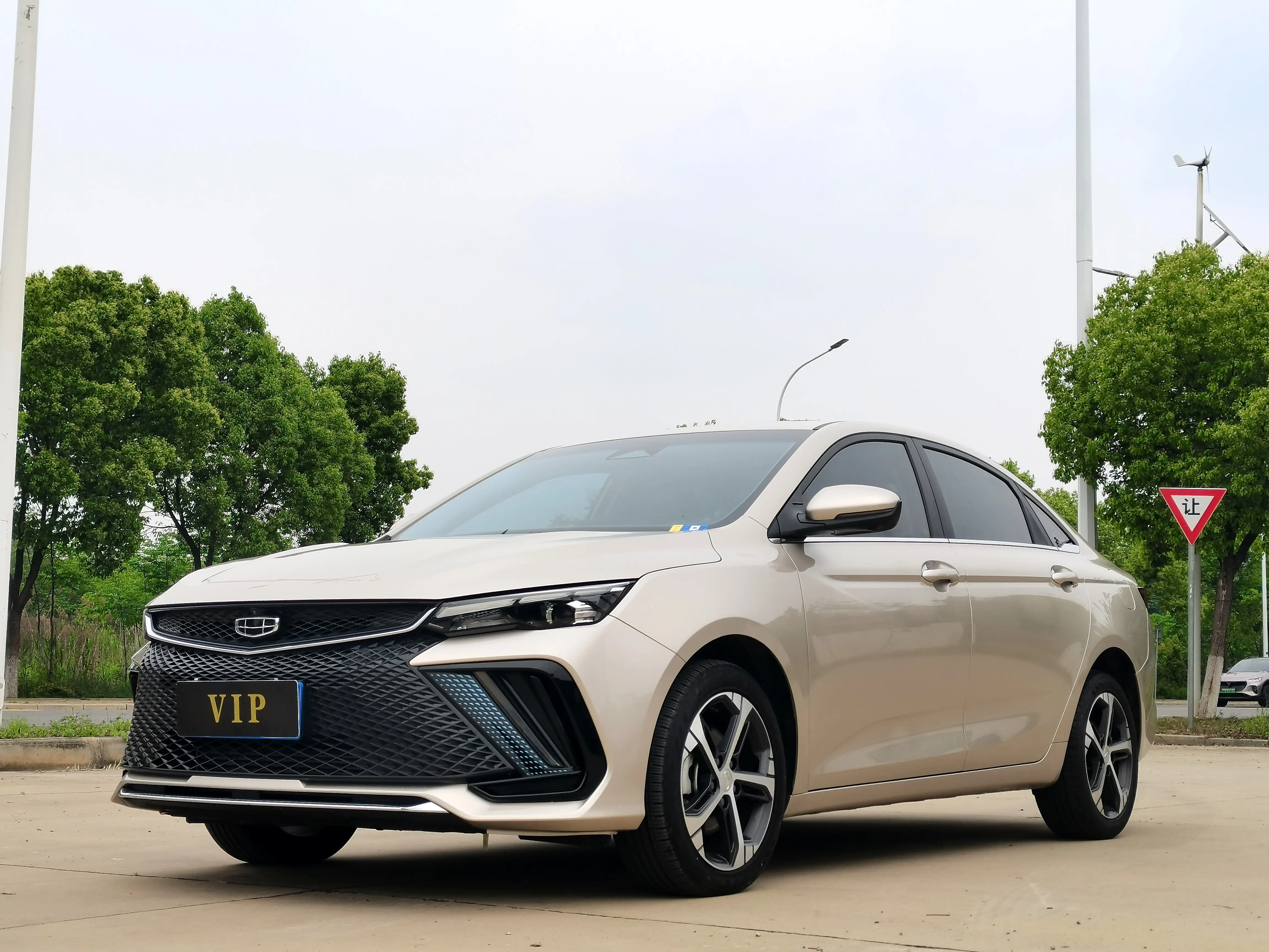 Geely Emgrand L
