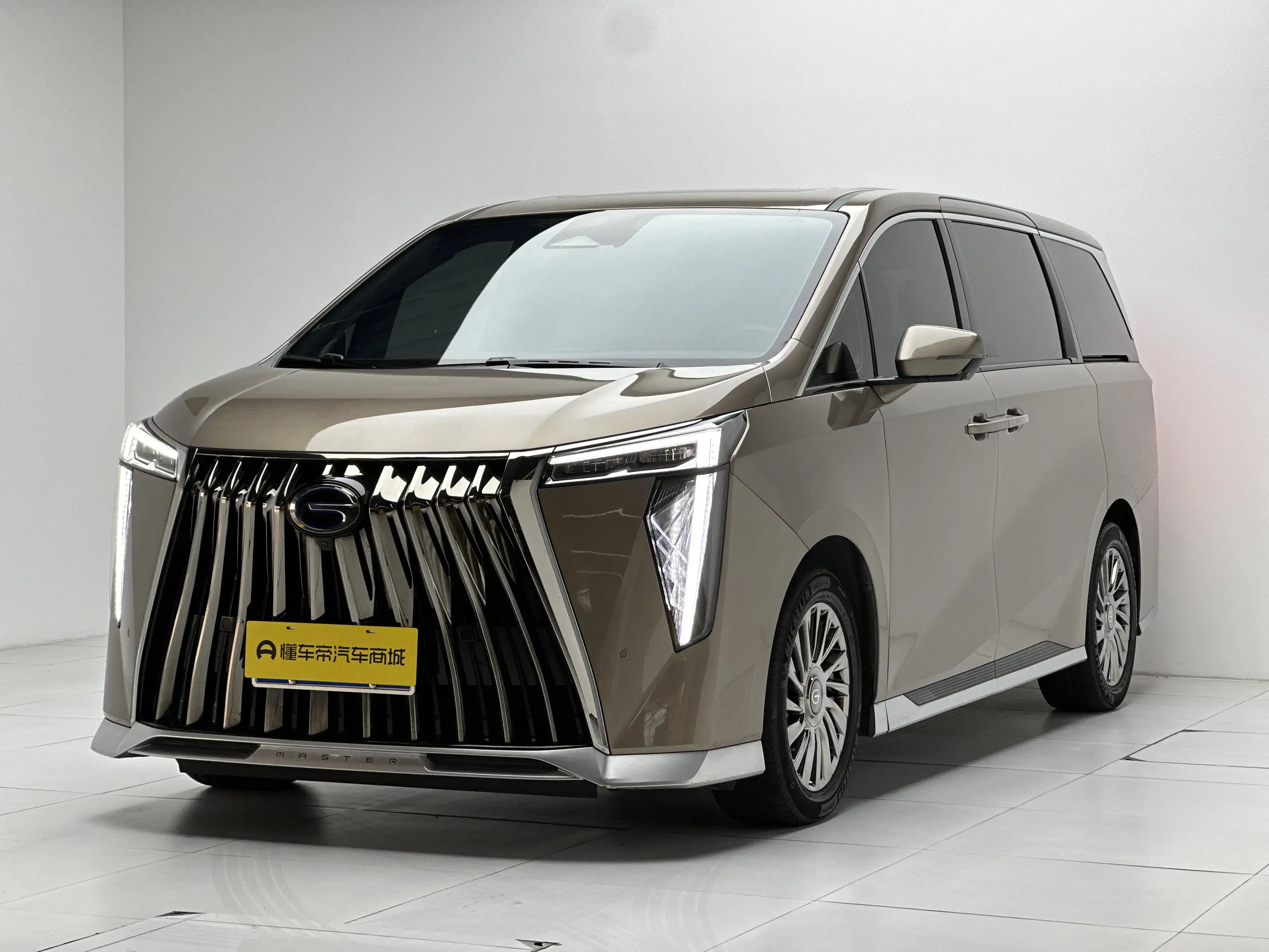 GAC Trumpchi M8