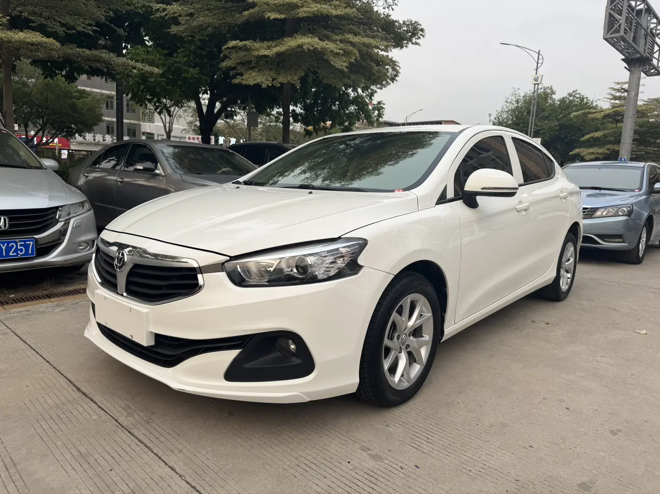 Brilliance China H3
