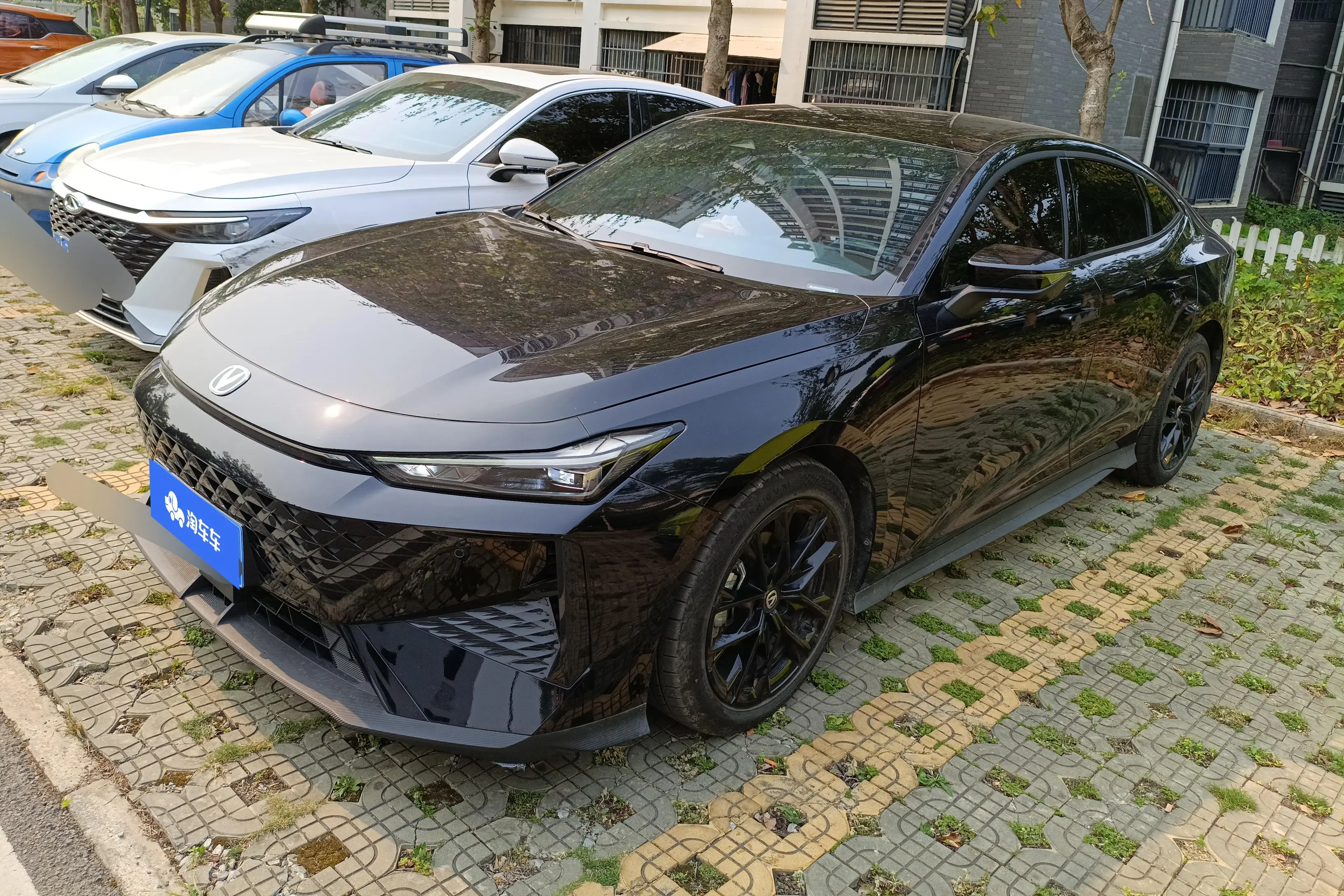 Changan UNI-V