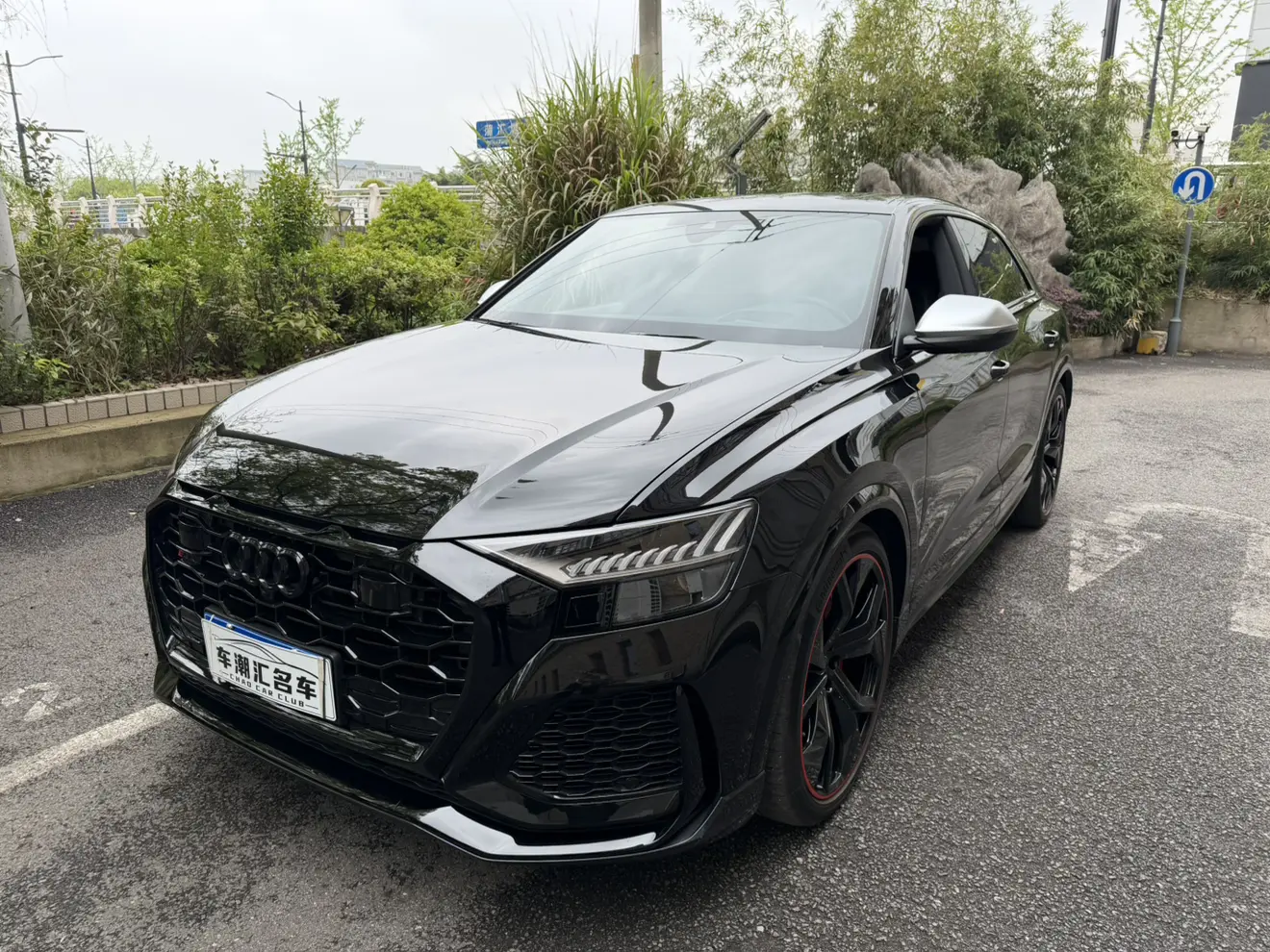 Audi RS Q8
