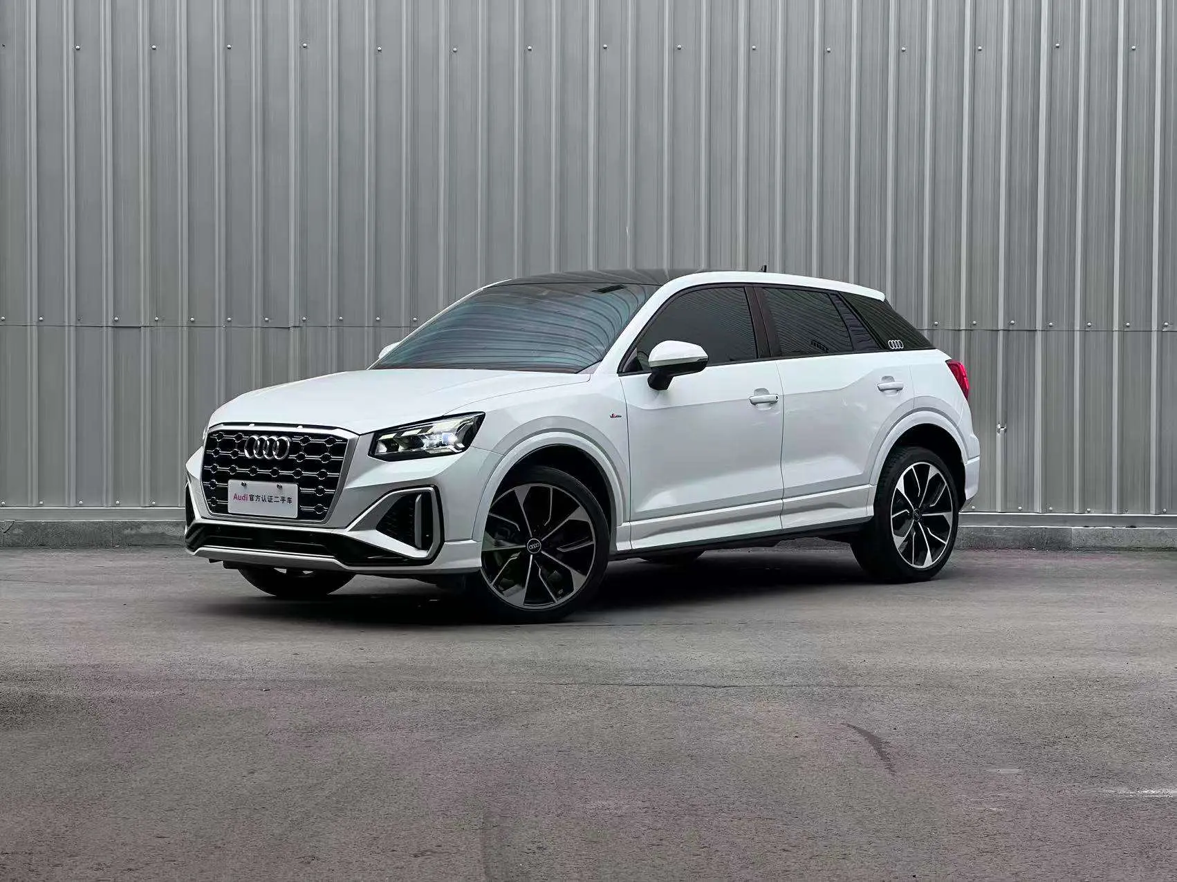 Audi Q2L