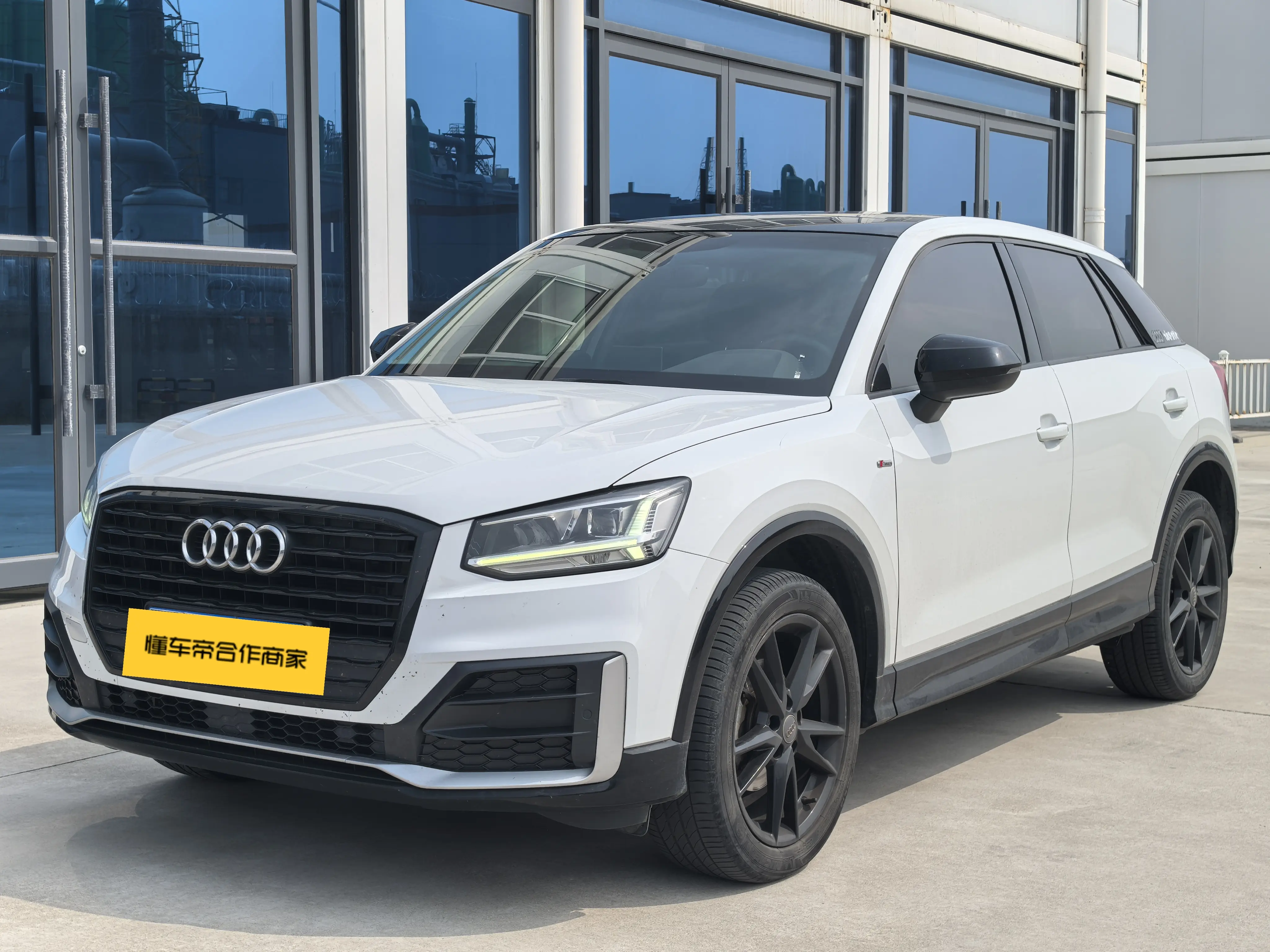 Audi Q2L