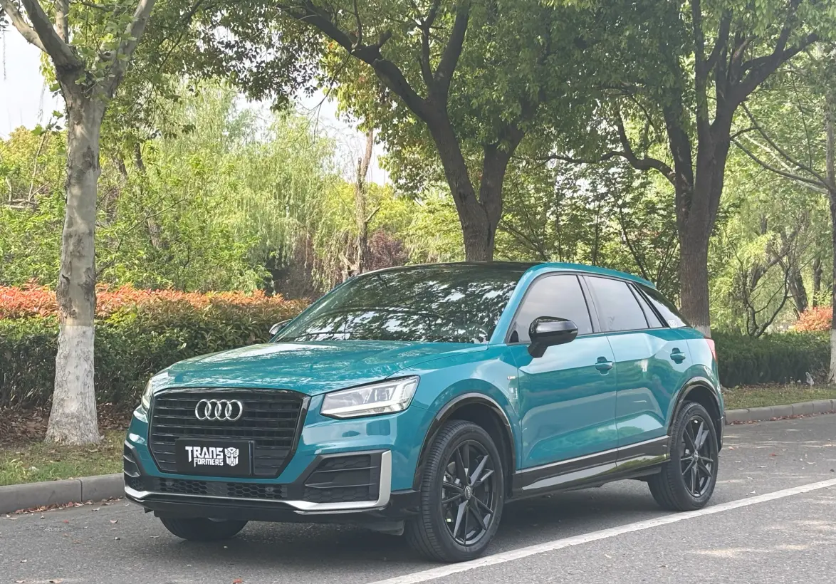 Audi Q2L