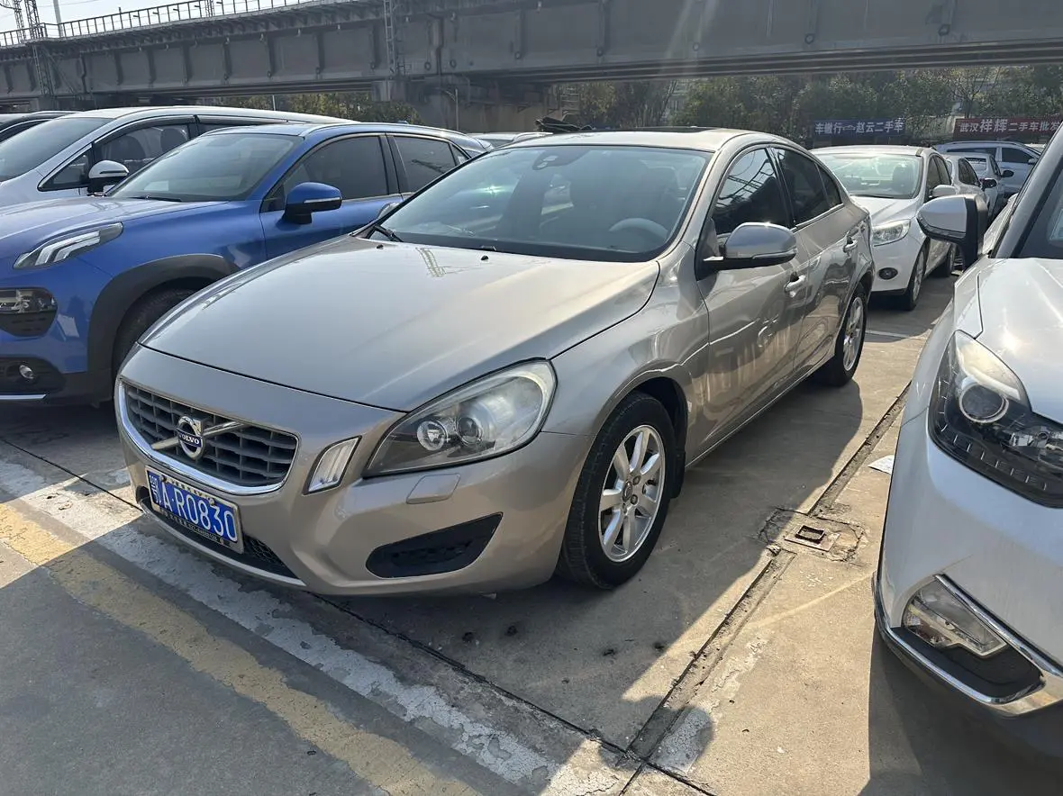 Volvo S60