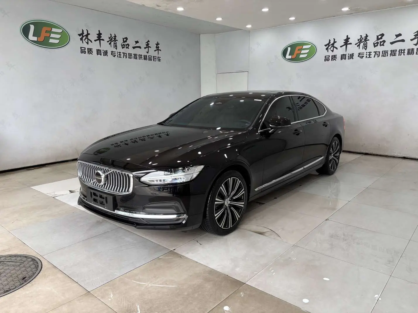 Volvo S90