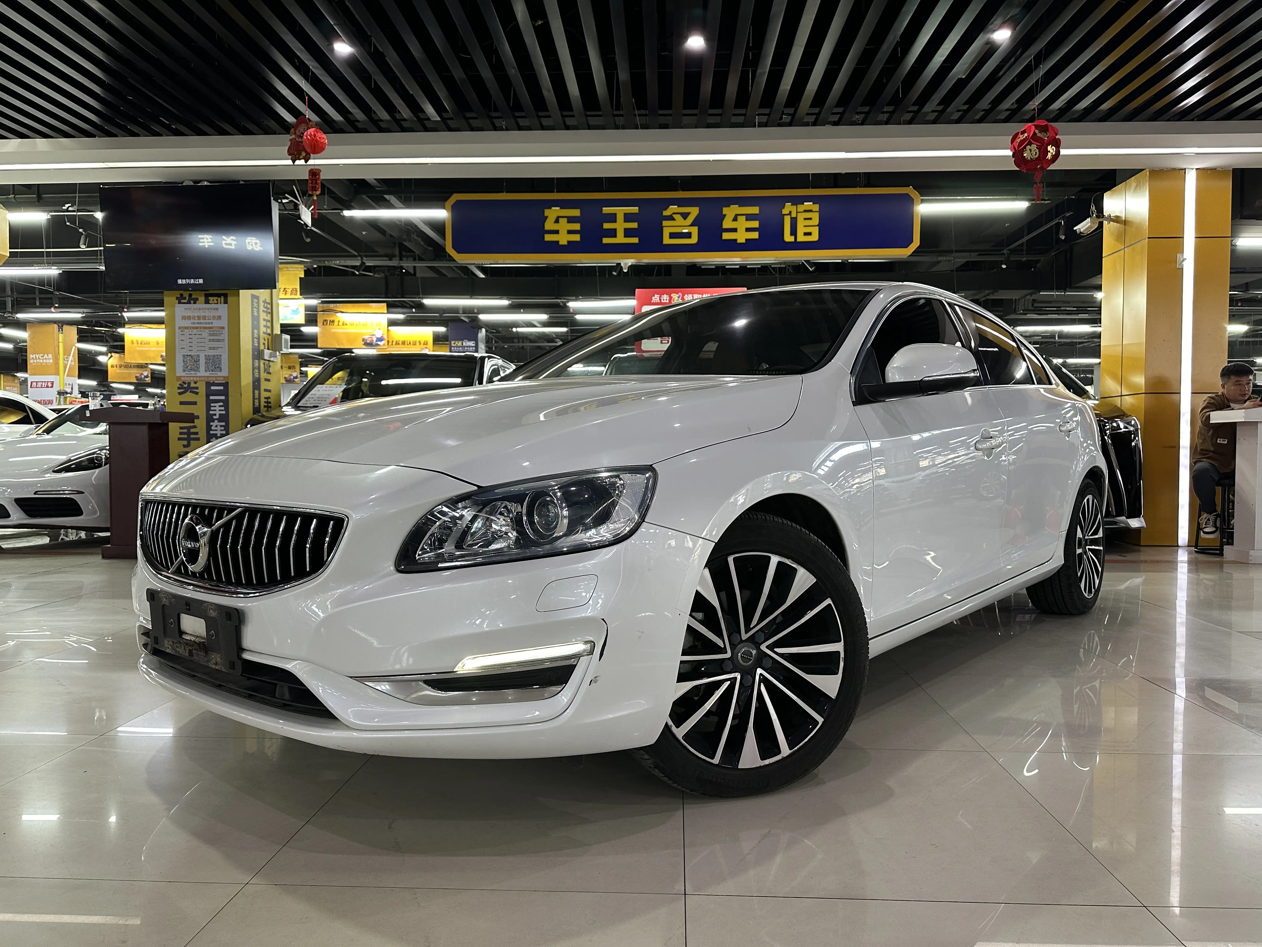 Volvo S60