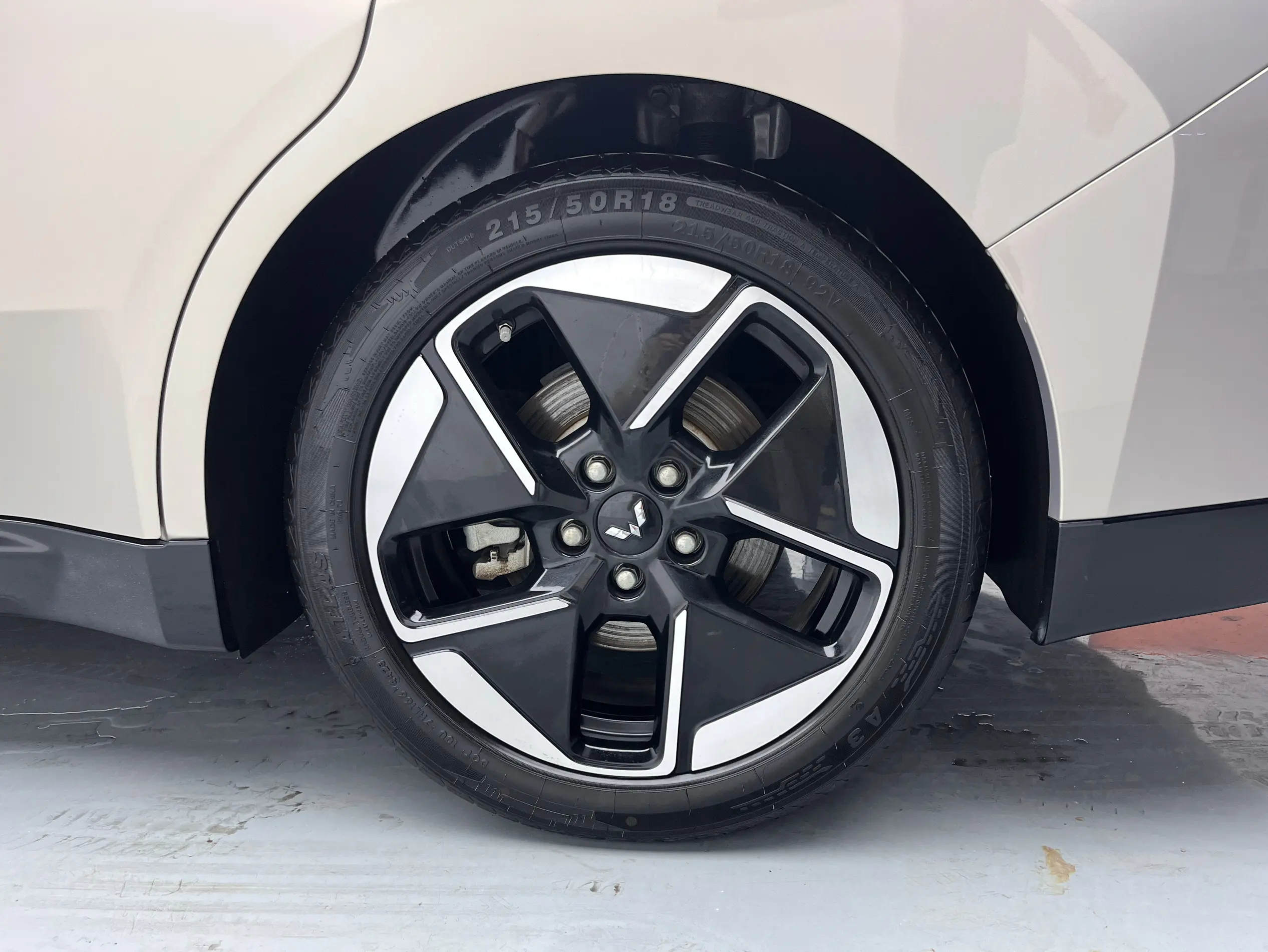 Wuling Starlight EV