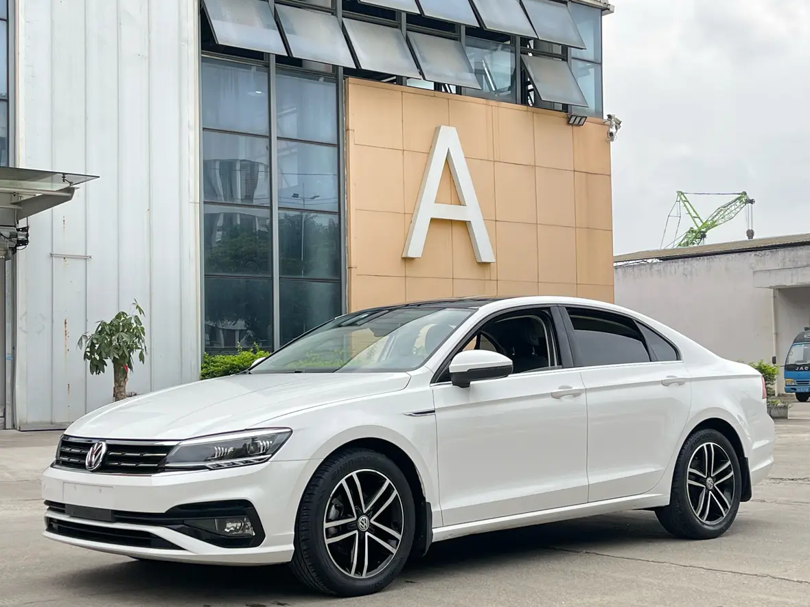 Volkswagen Lamando