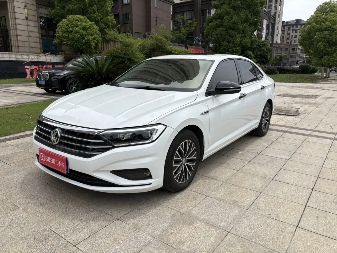 Volkswagen Sagitar