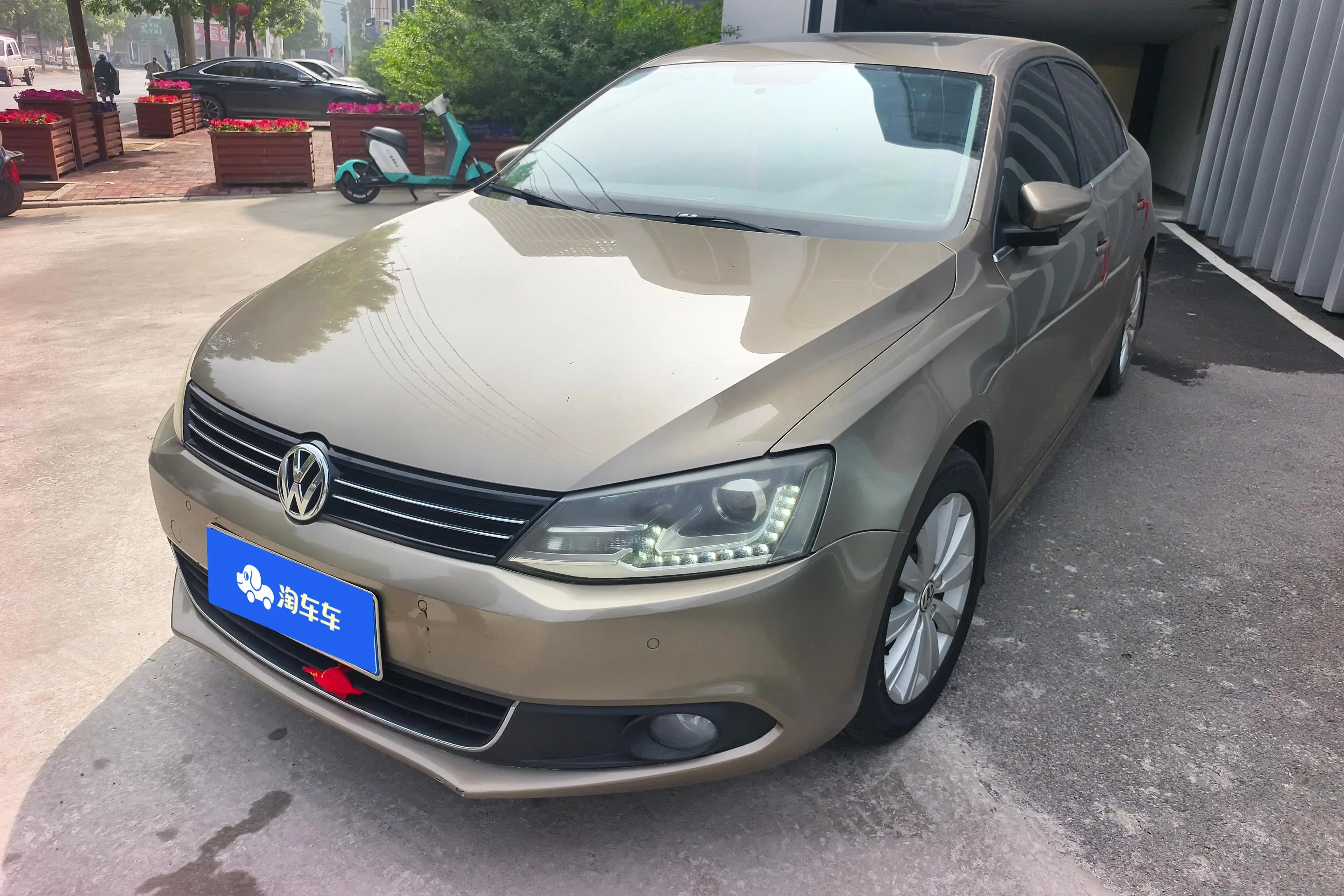 Volkswagen Sagitar