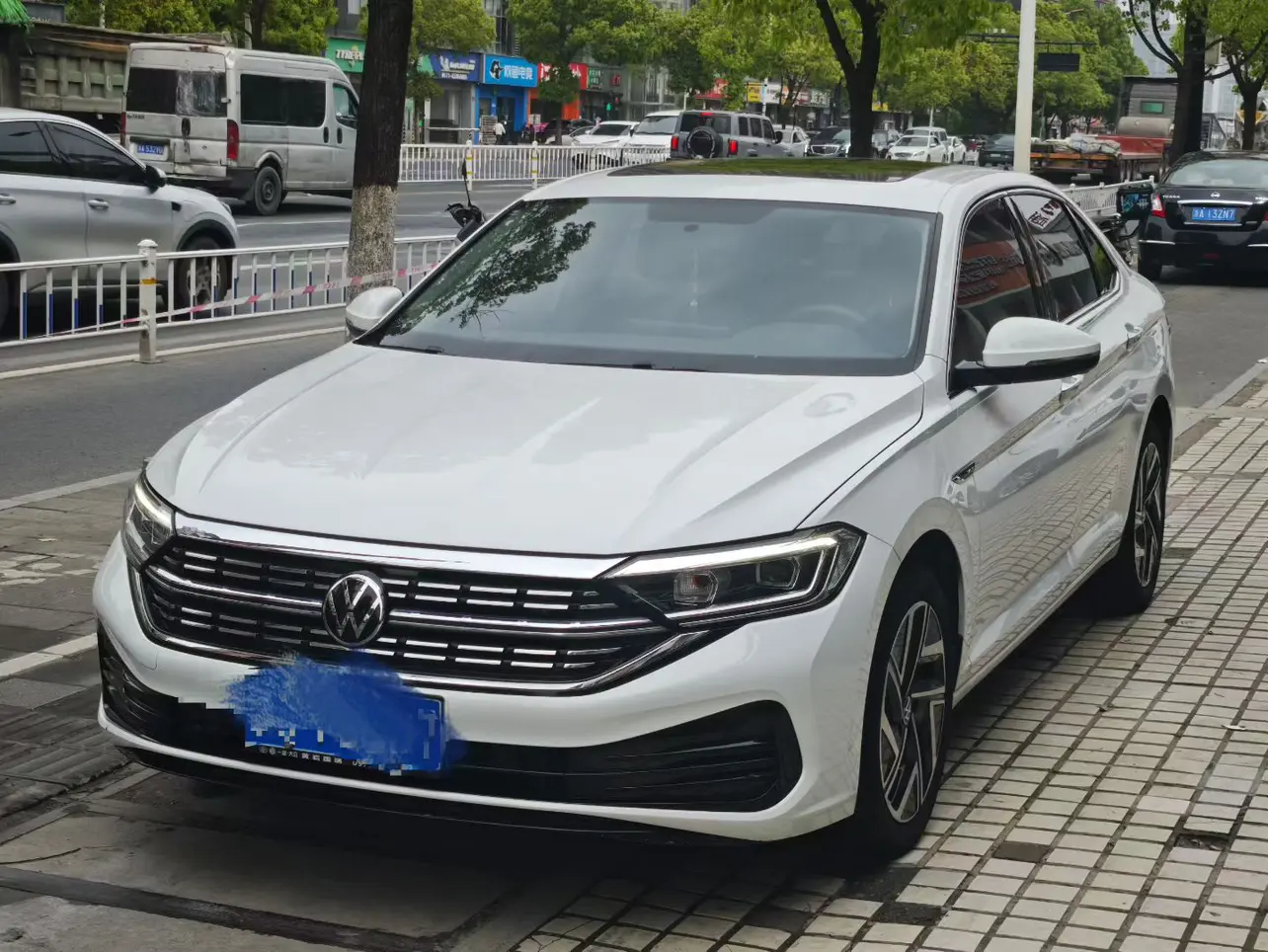 Volkswagen Sagitar