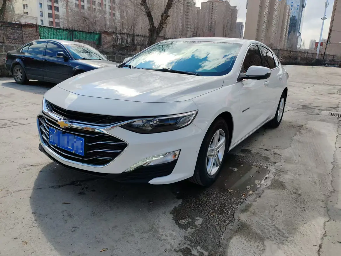 Chevrolet Malibu XL