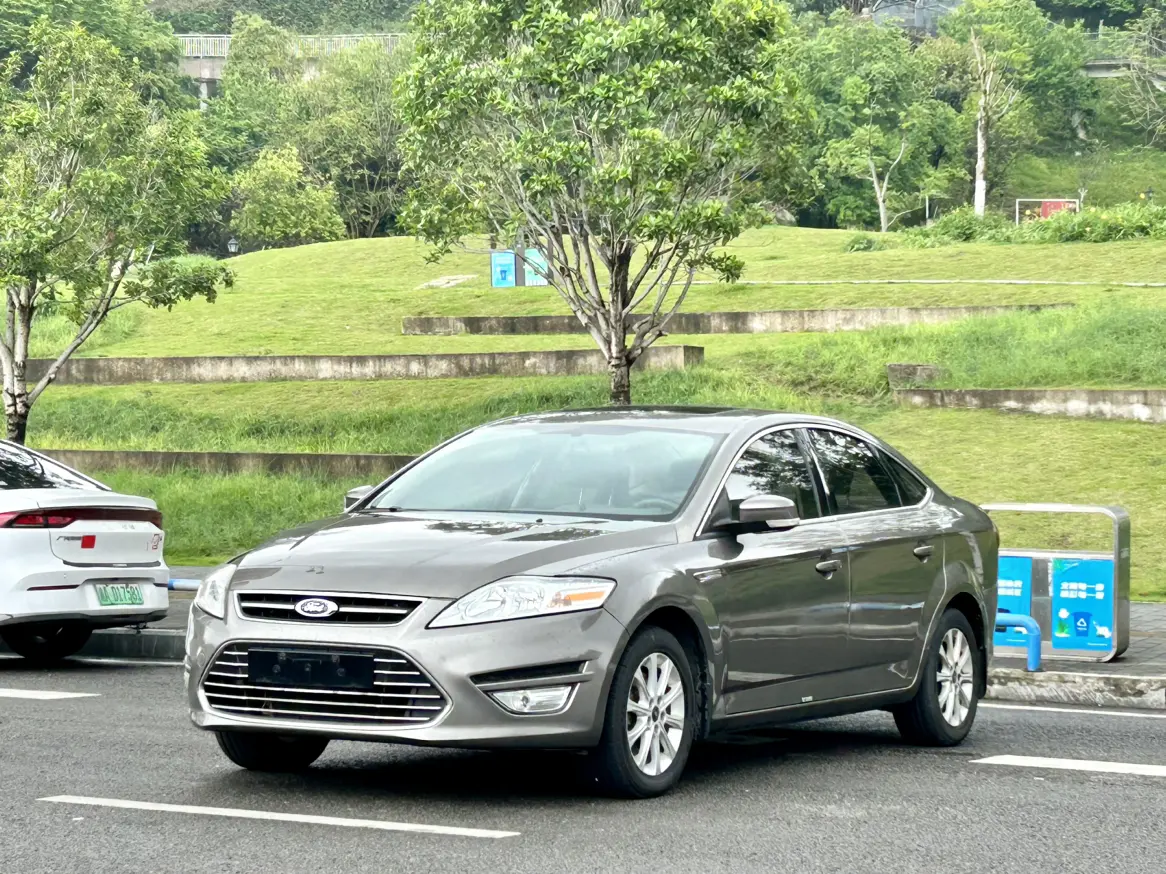 Ford Win