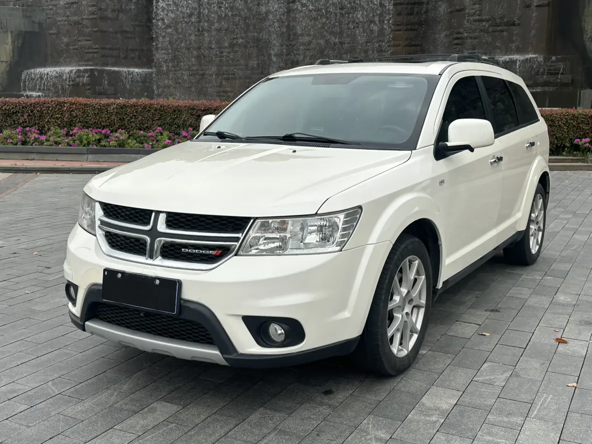 Dodge Coolwei