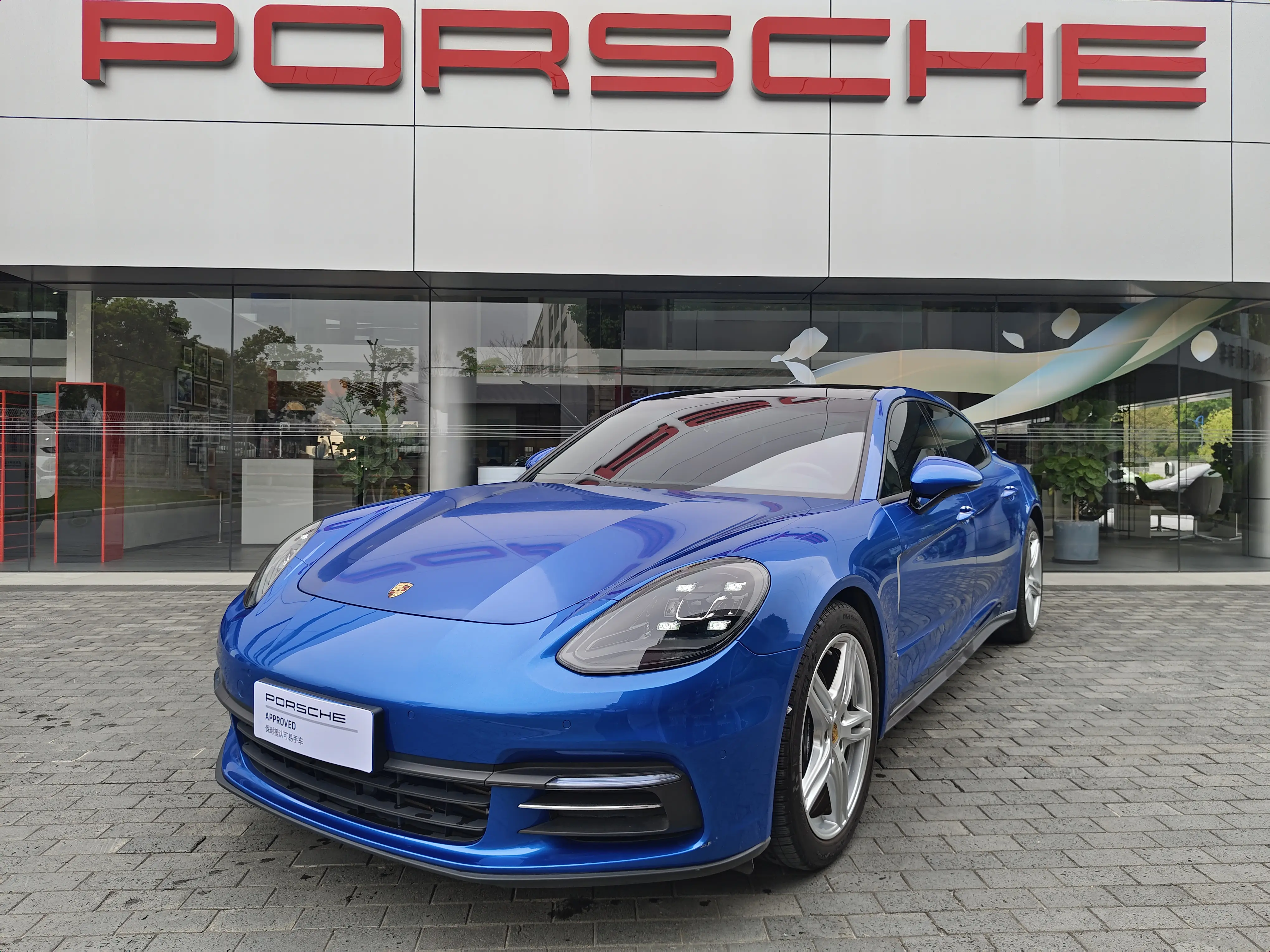 Porsche Panamera