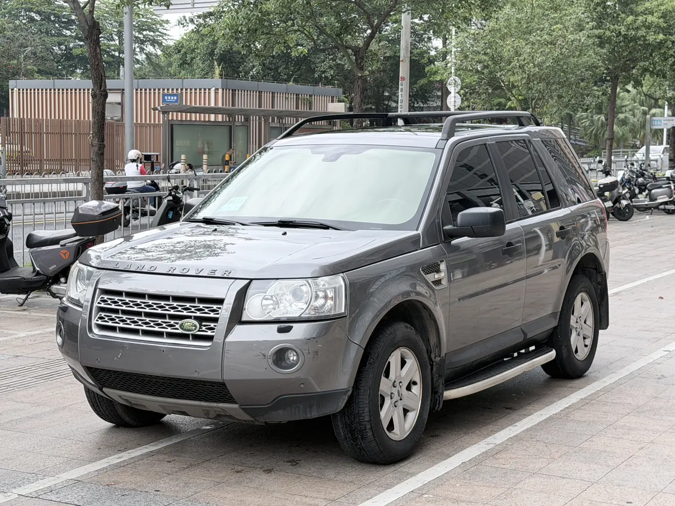 Land Rover Freelander 2