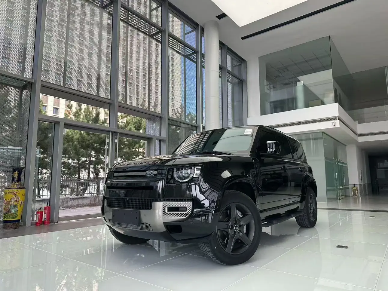 Land Rover Guard
