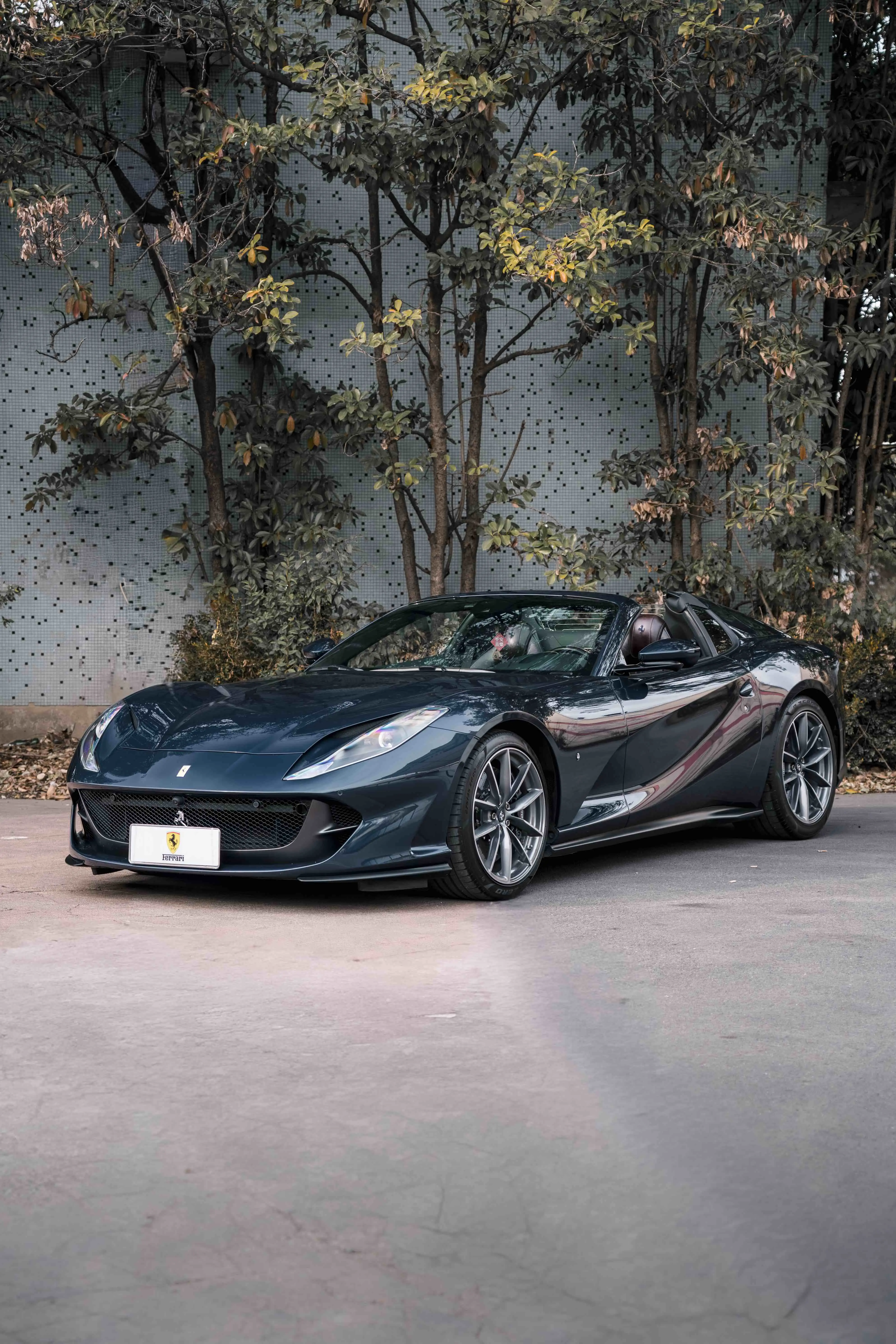 Ferrari 812