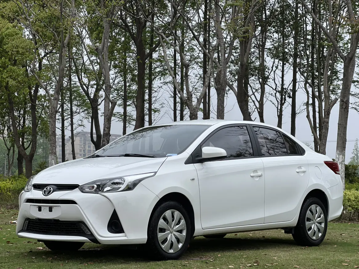 Toyota YARiS L Enjoy