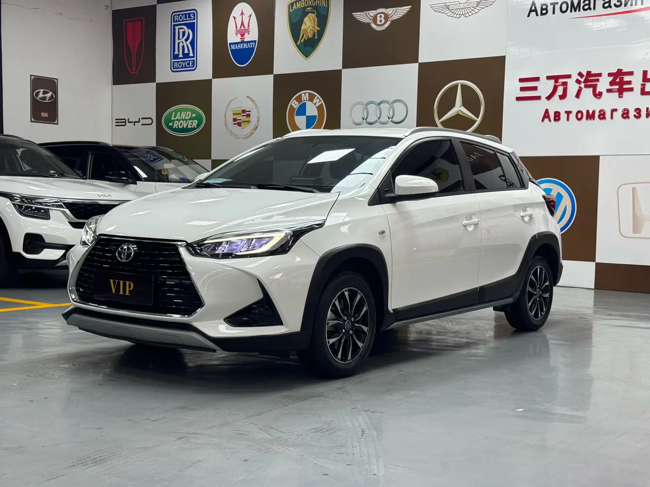 Toyota Yaris L