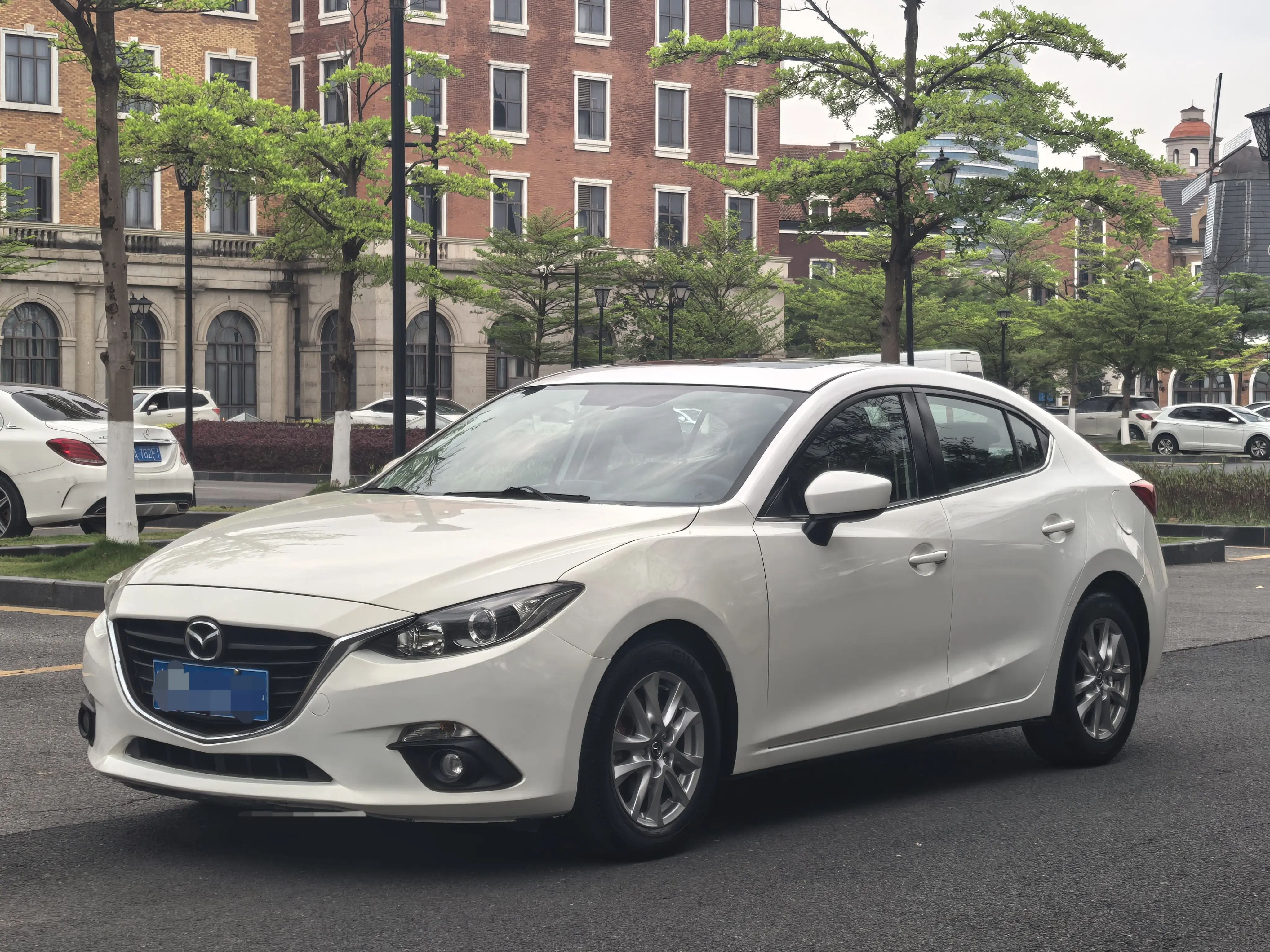 Mazda Axela