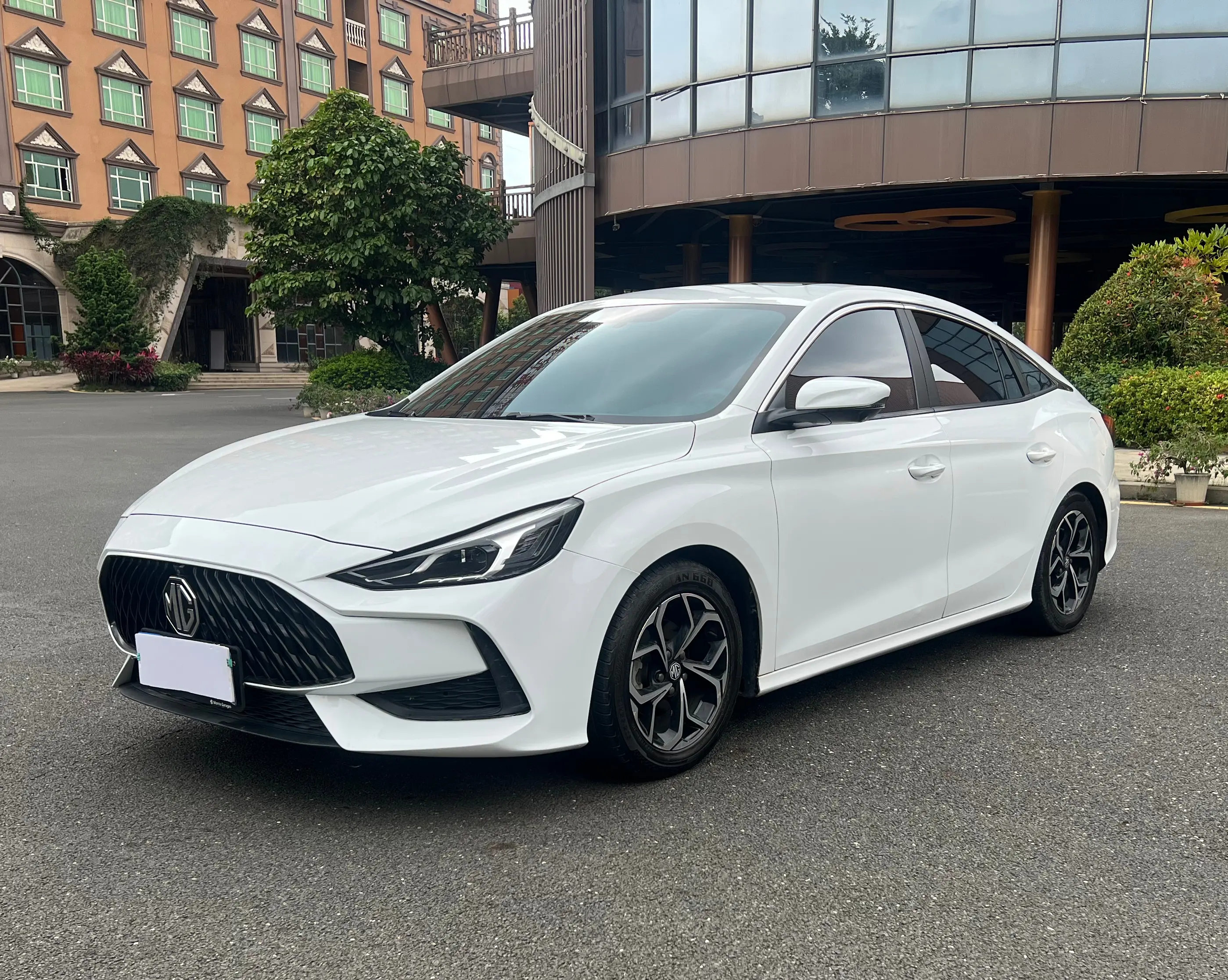 MG 5