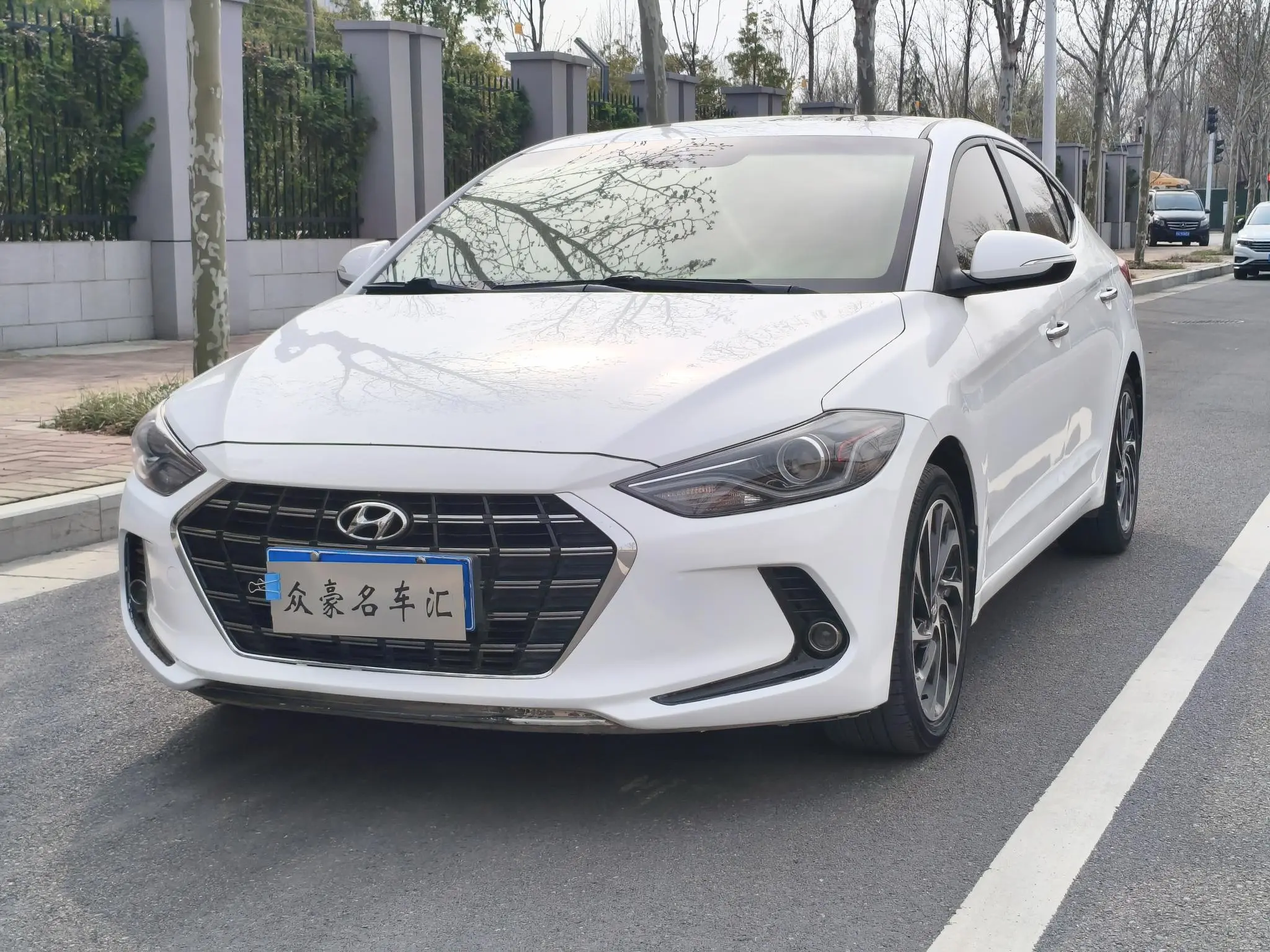 Hyundai Lead