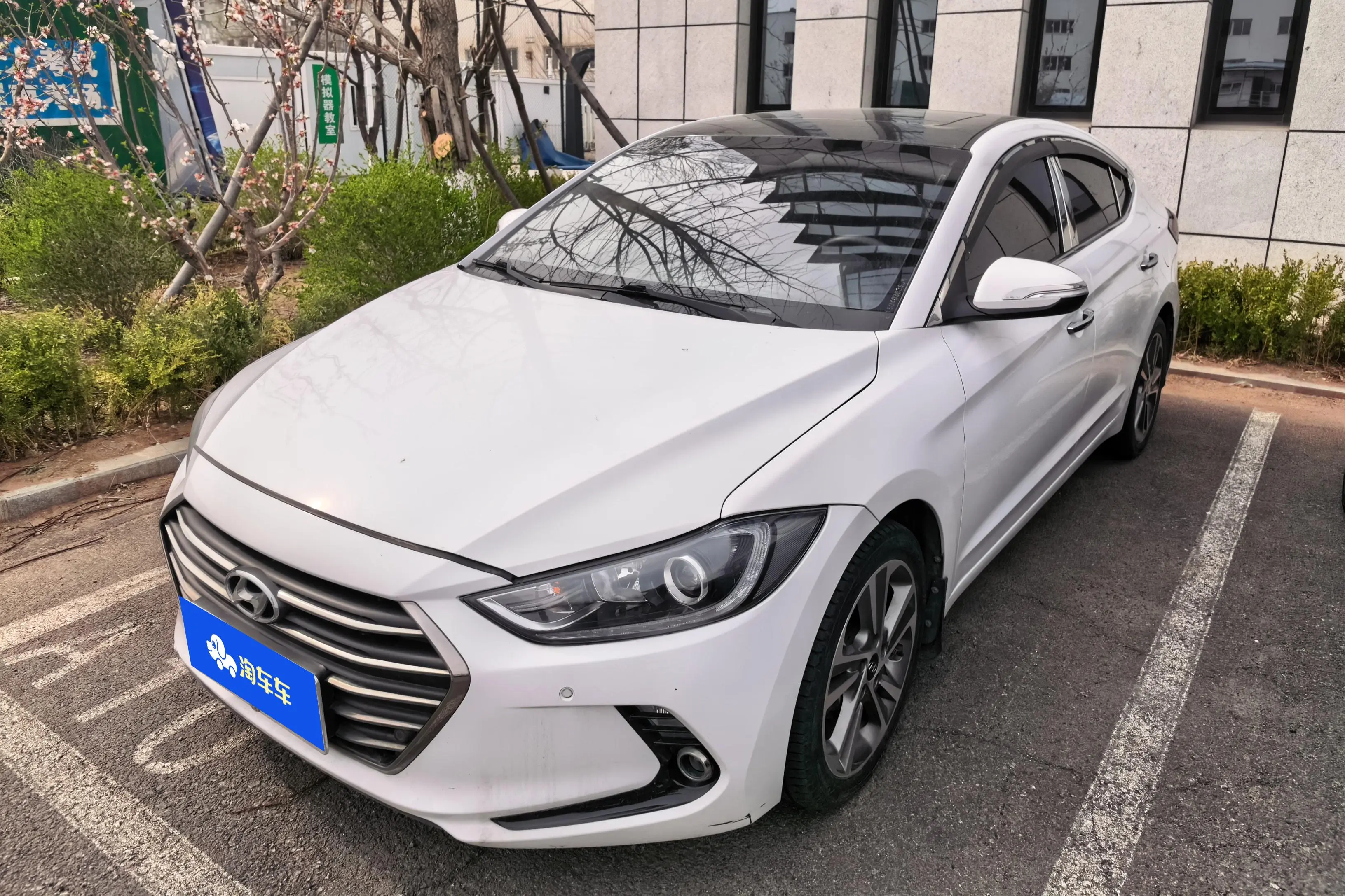 Hyundai Lead