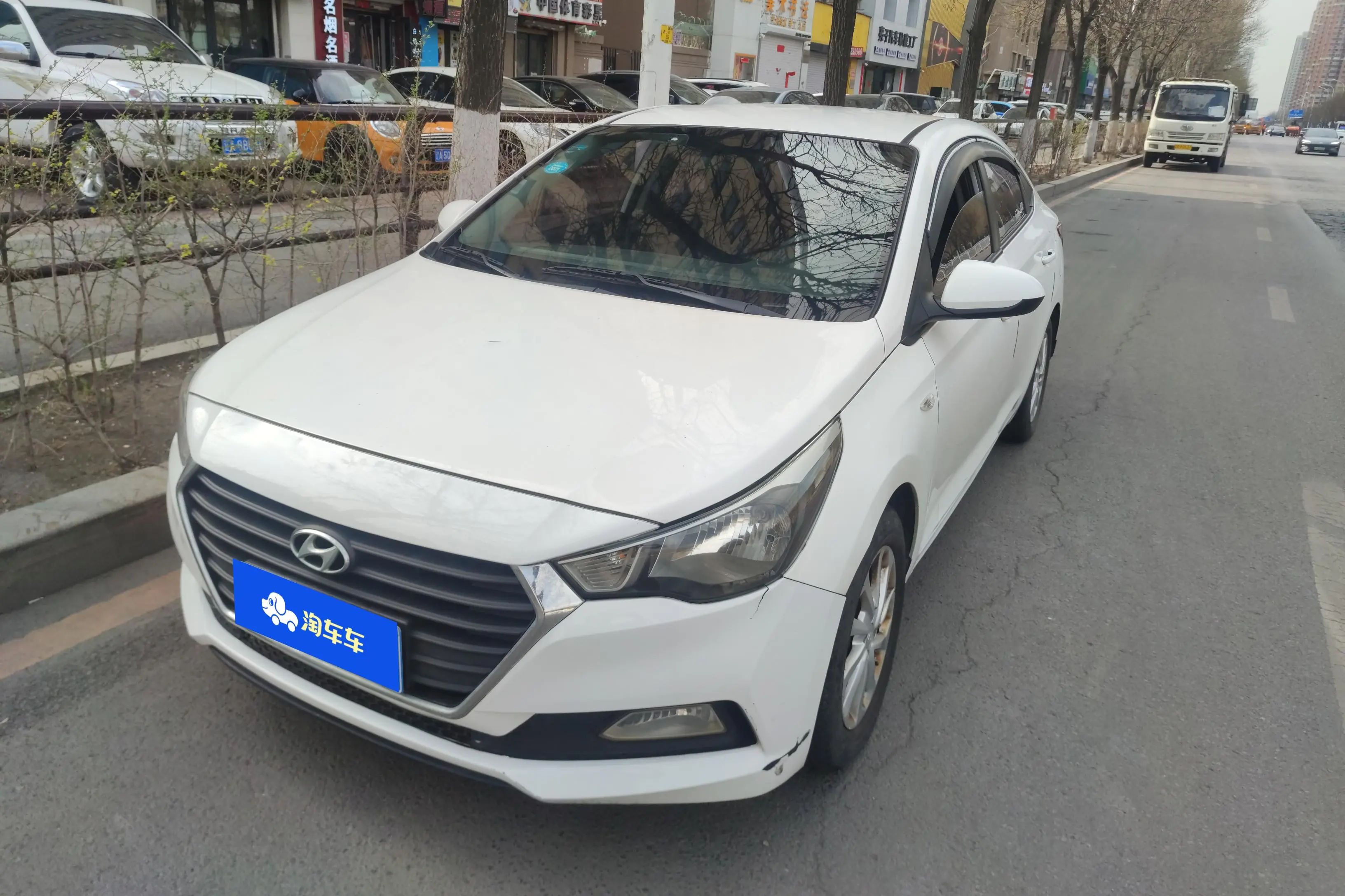 Hyundai Accept