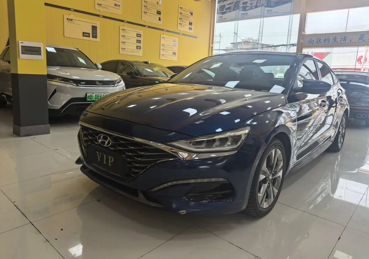 Hyundai Lafesta